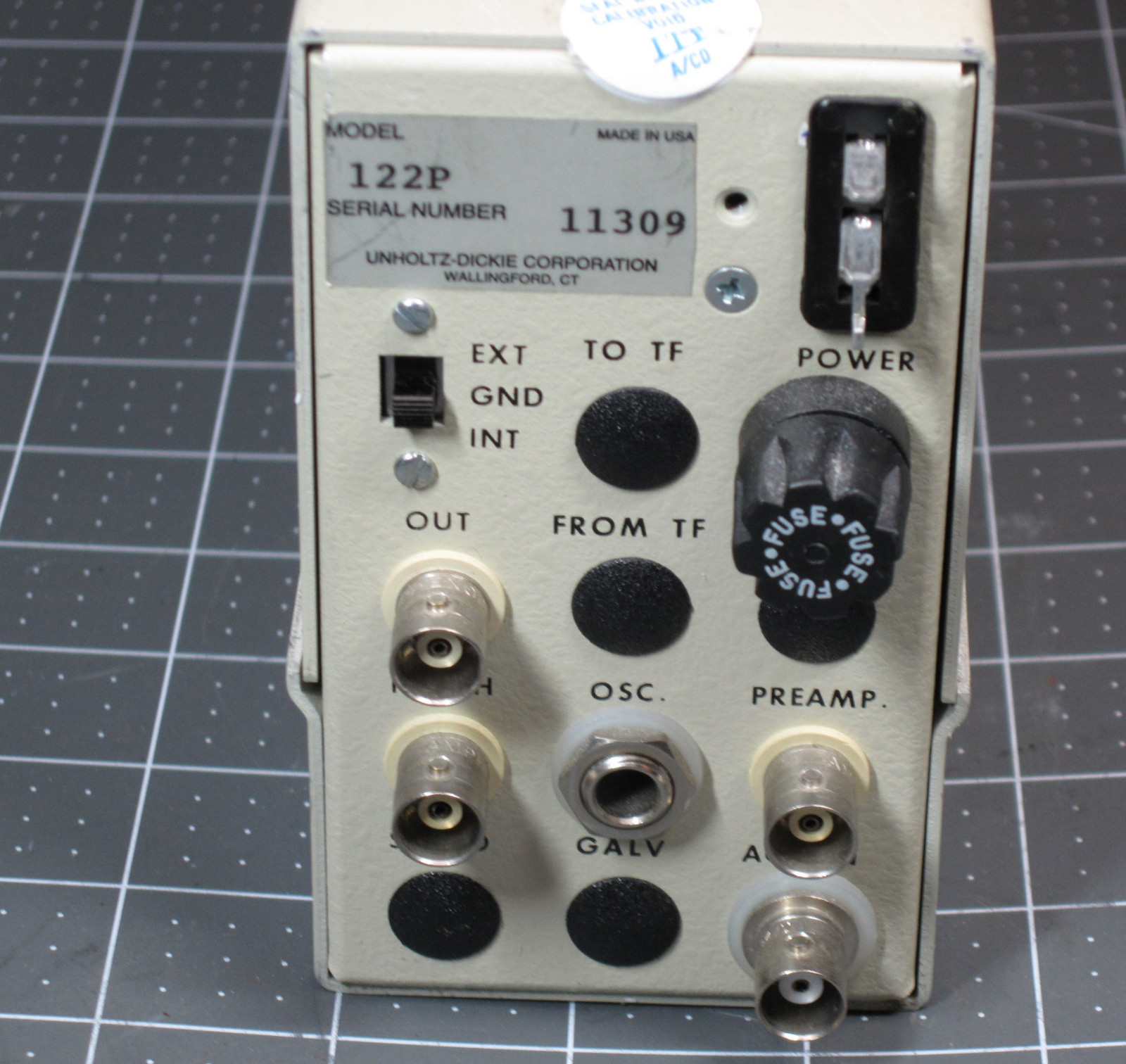 Unholtz-Dickie Charge Amplifier Model 122P