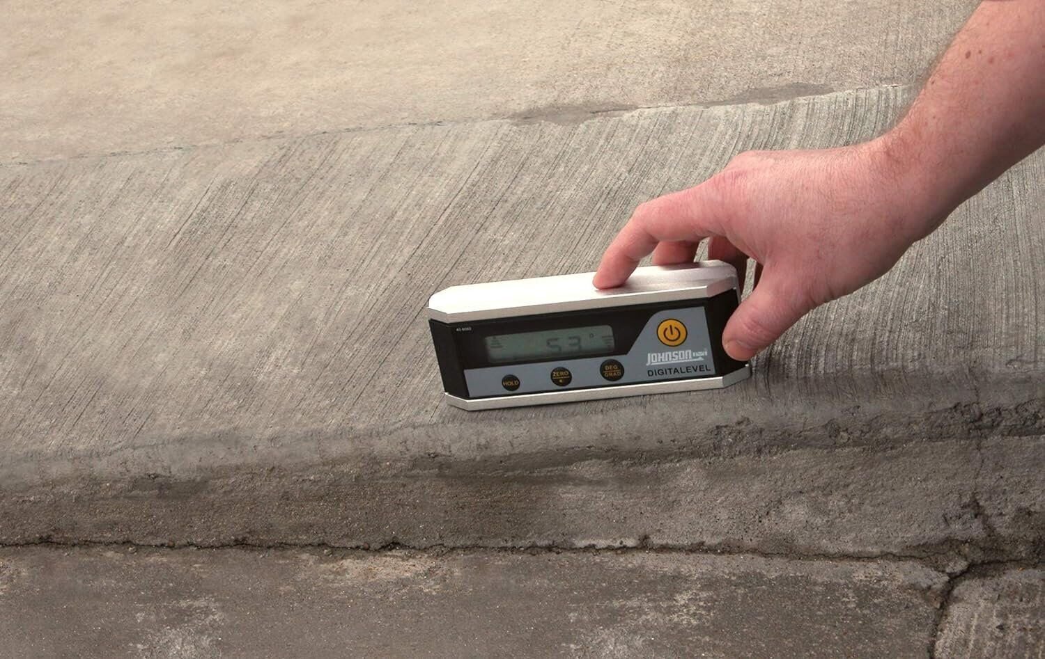 Johnson Level & Tool 40-6060 Magnetic Digital Level 6" Black 1 Level