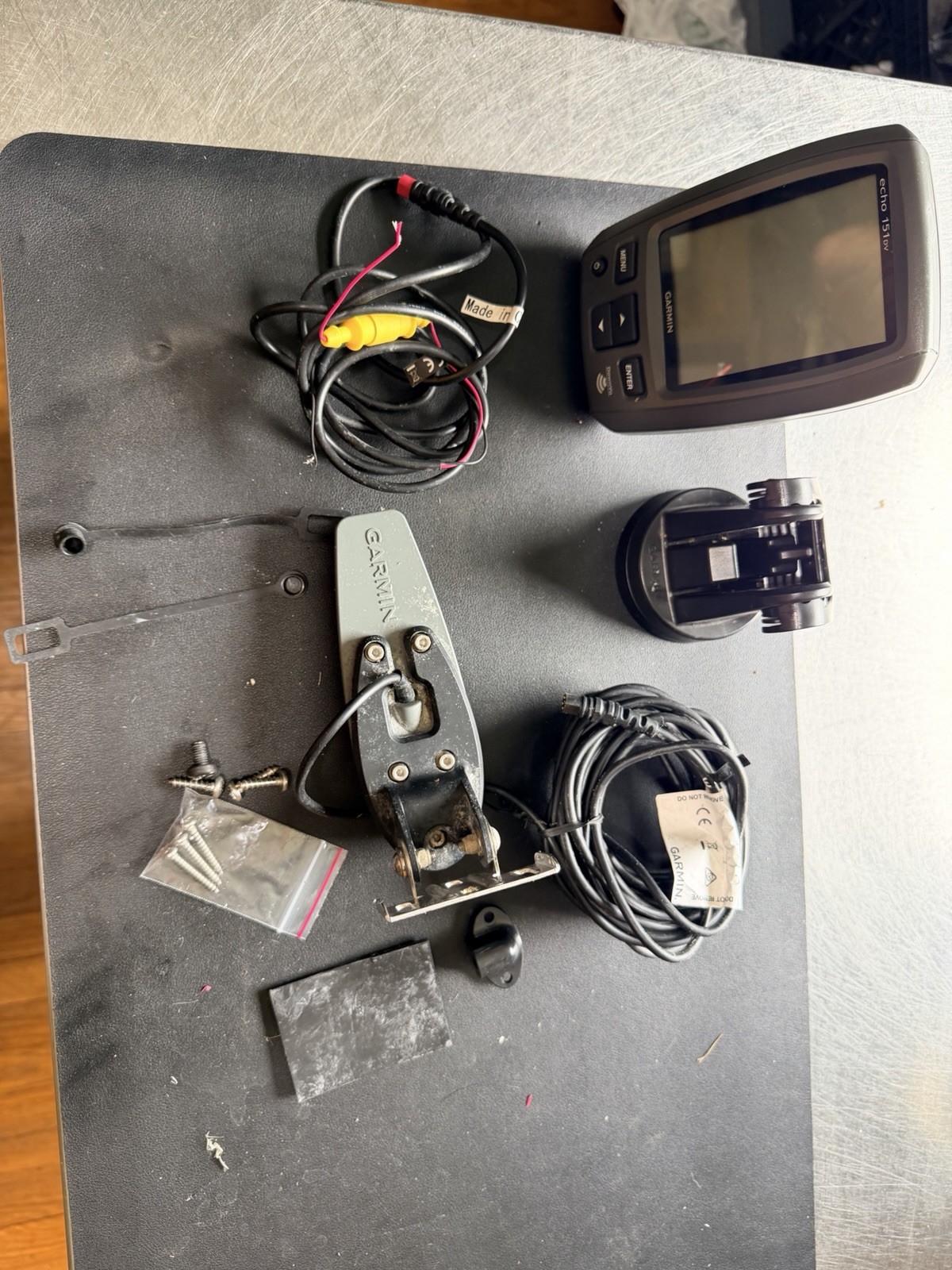 Garmin Echo 151dv Fishfinder Mounting Hardware Included