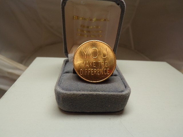 1981 Bulldog Mack Truck Bull Dog You Make the Difference Token # C 2084