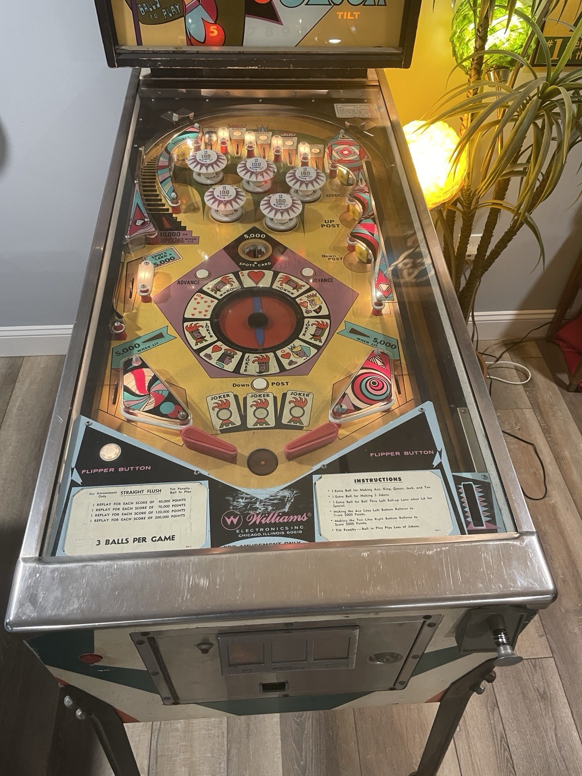 1970 Straight Flush Pinball Machine