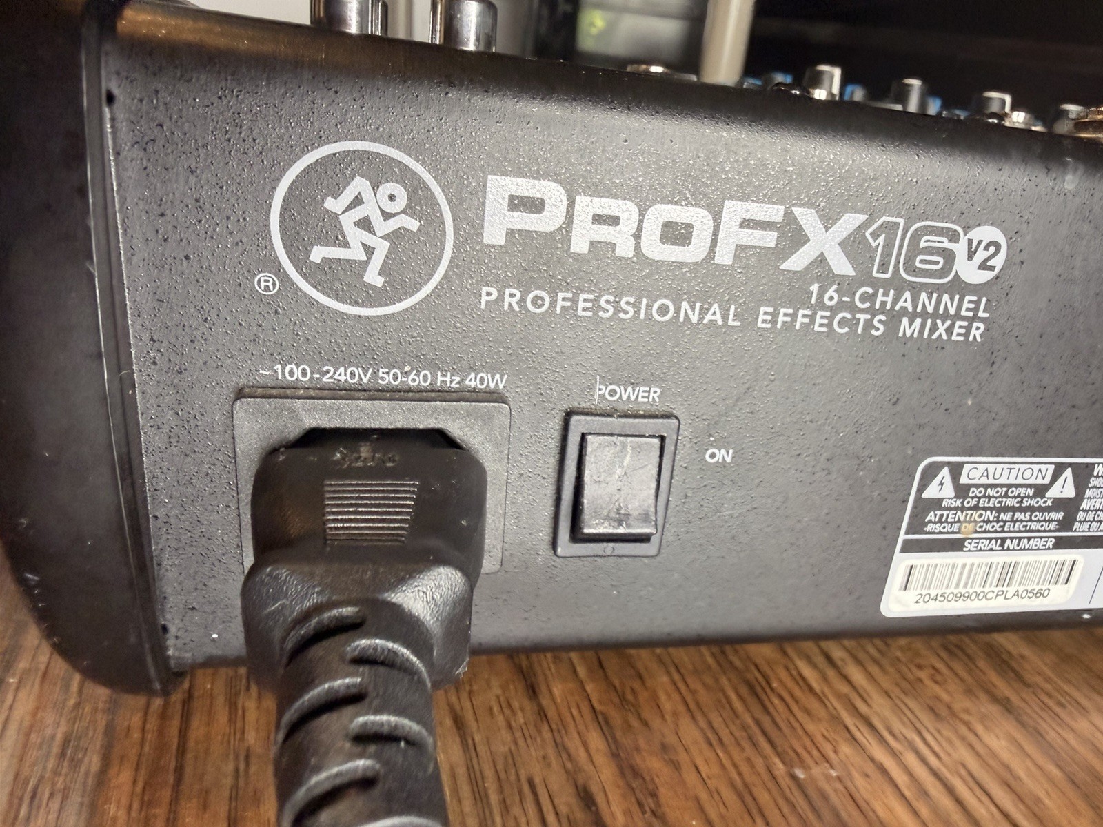 Mackie PROFX22V2 22-Channel FX Mixer - Tested & Working!