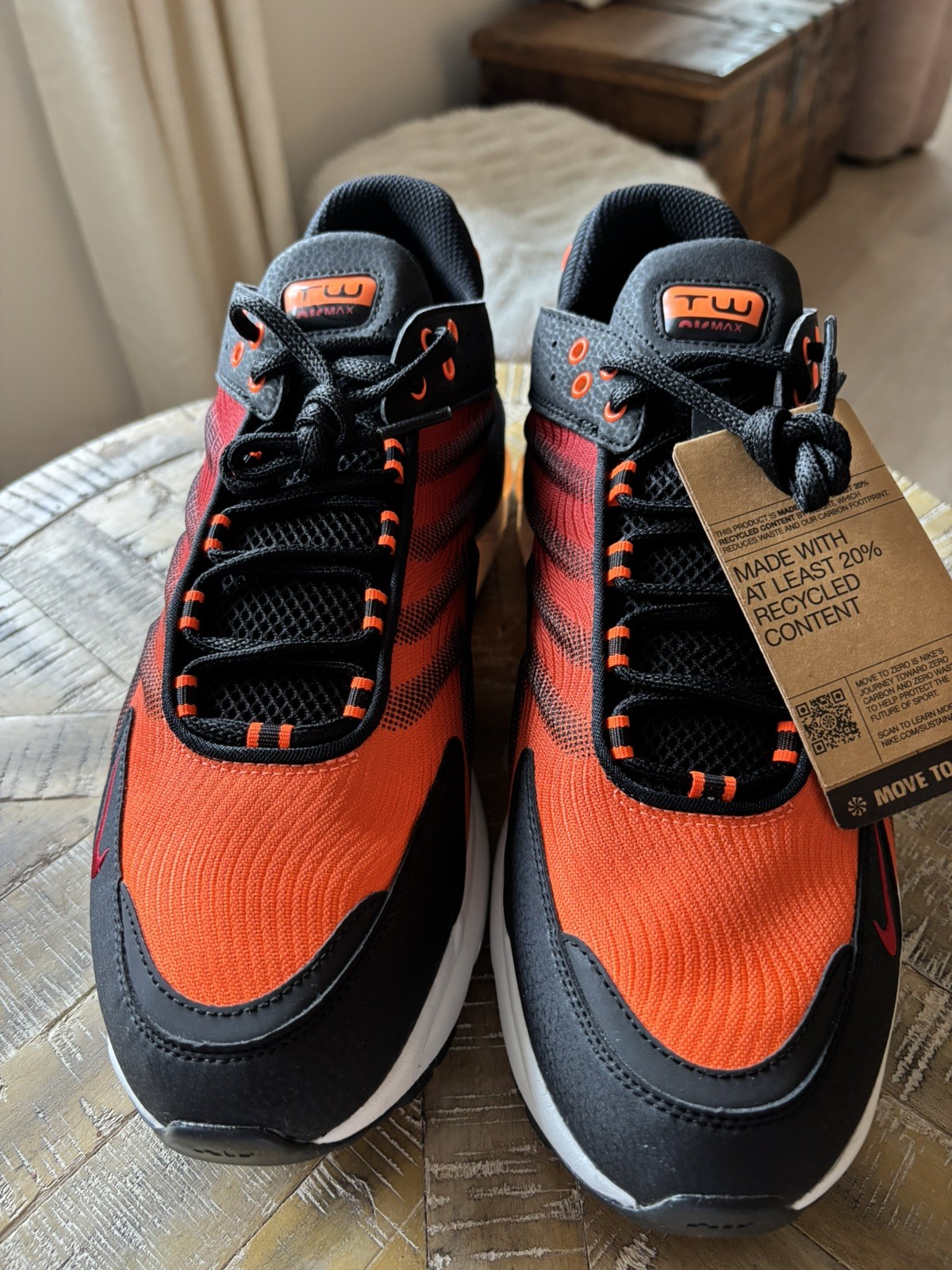 Nike Air Max TW SE Orange Summit White Black FJ2590-001 Men's Size 12 New w/box