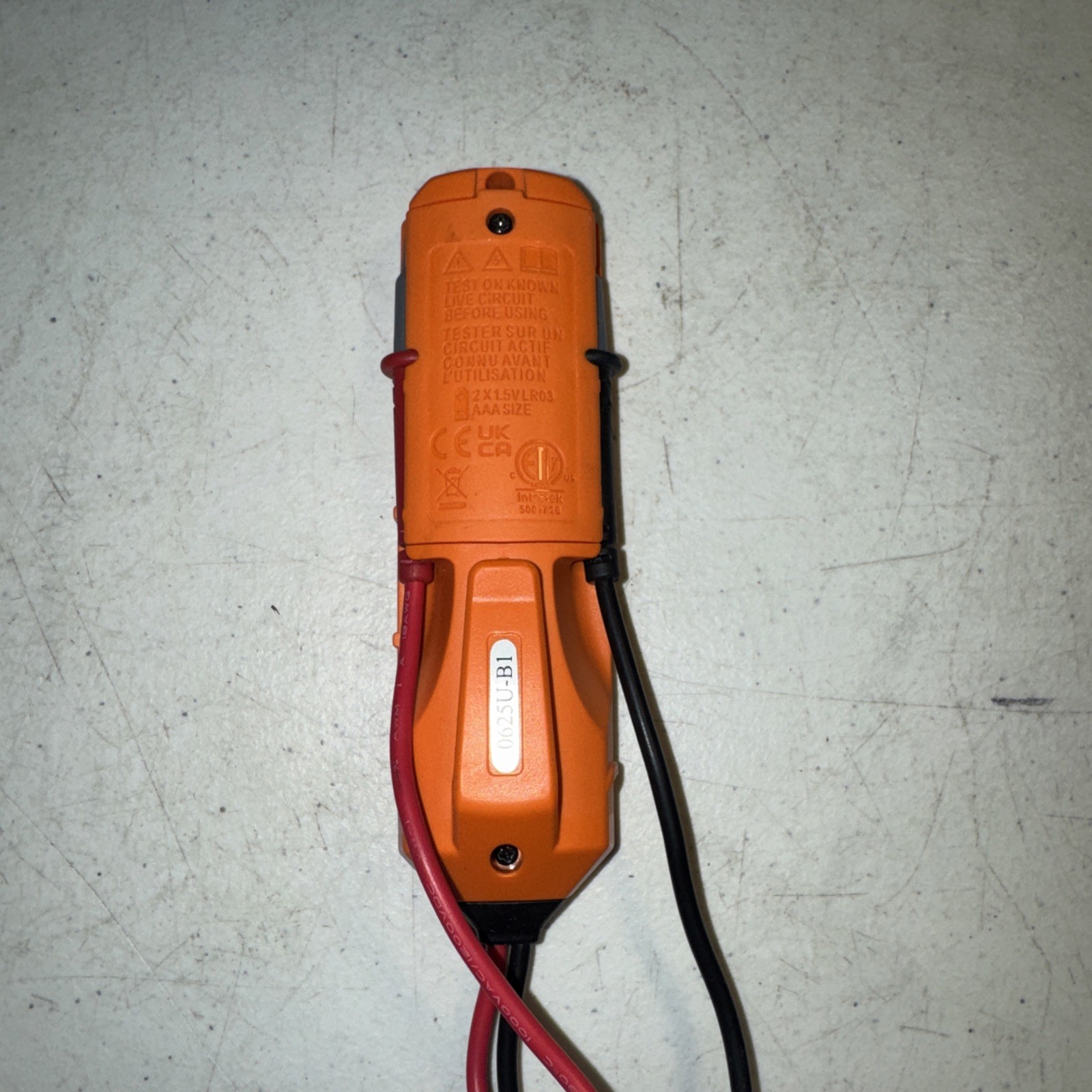 Klein Tools ET40 Electronic Voltage Tester AC/DC 12V-240V Tested Working