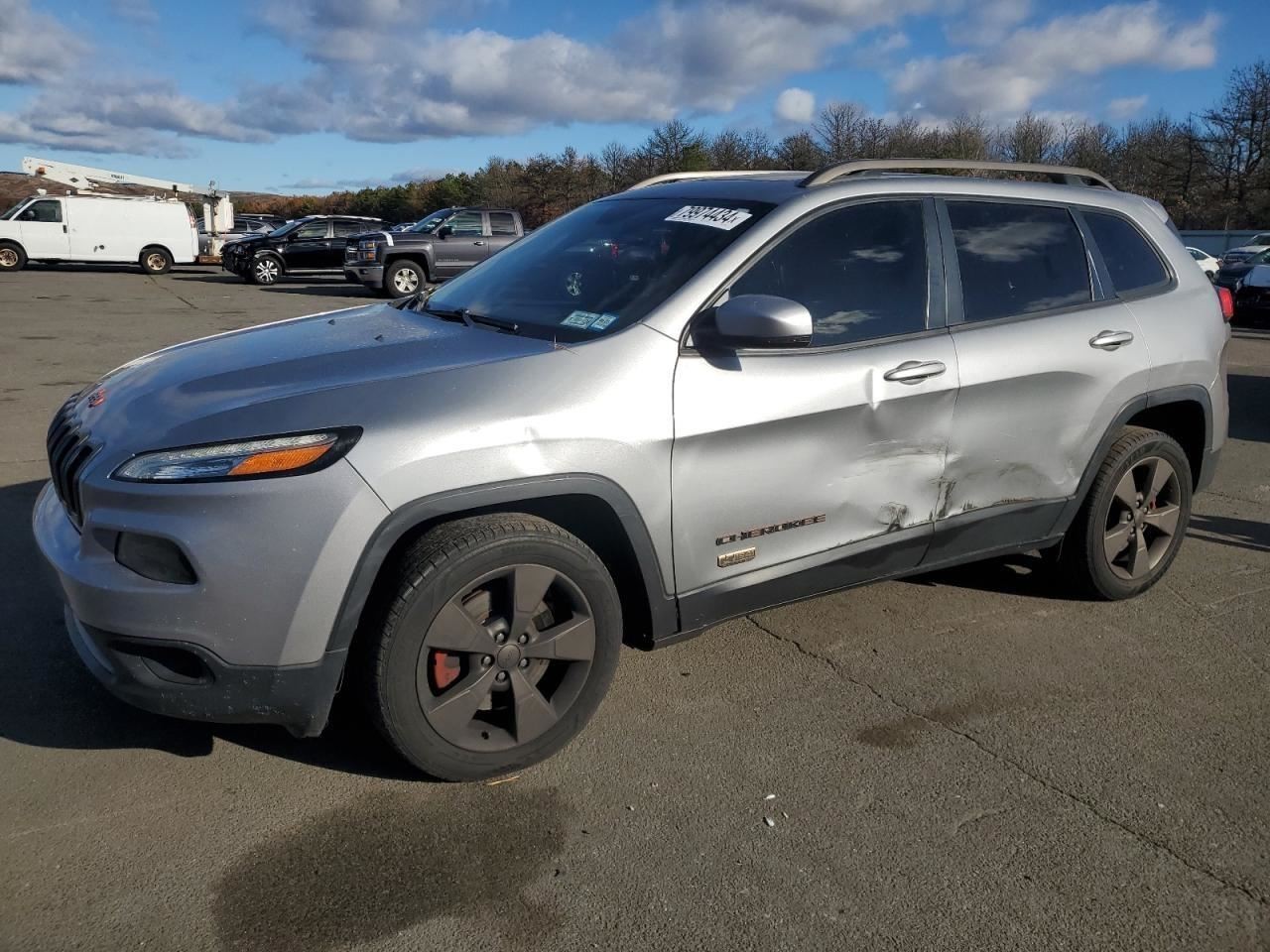 CHEROKEE 2016 Air Shutter 756576