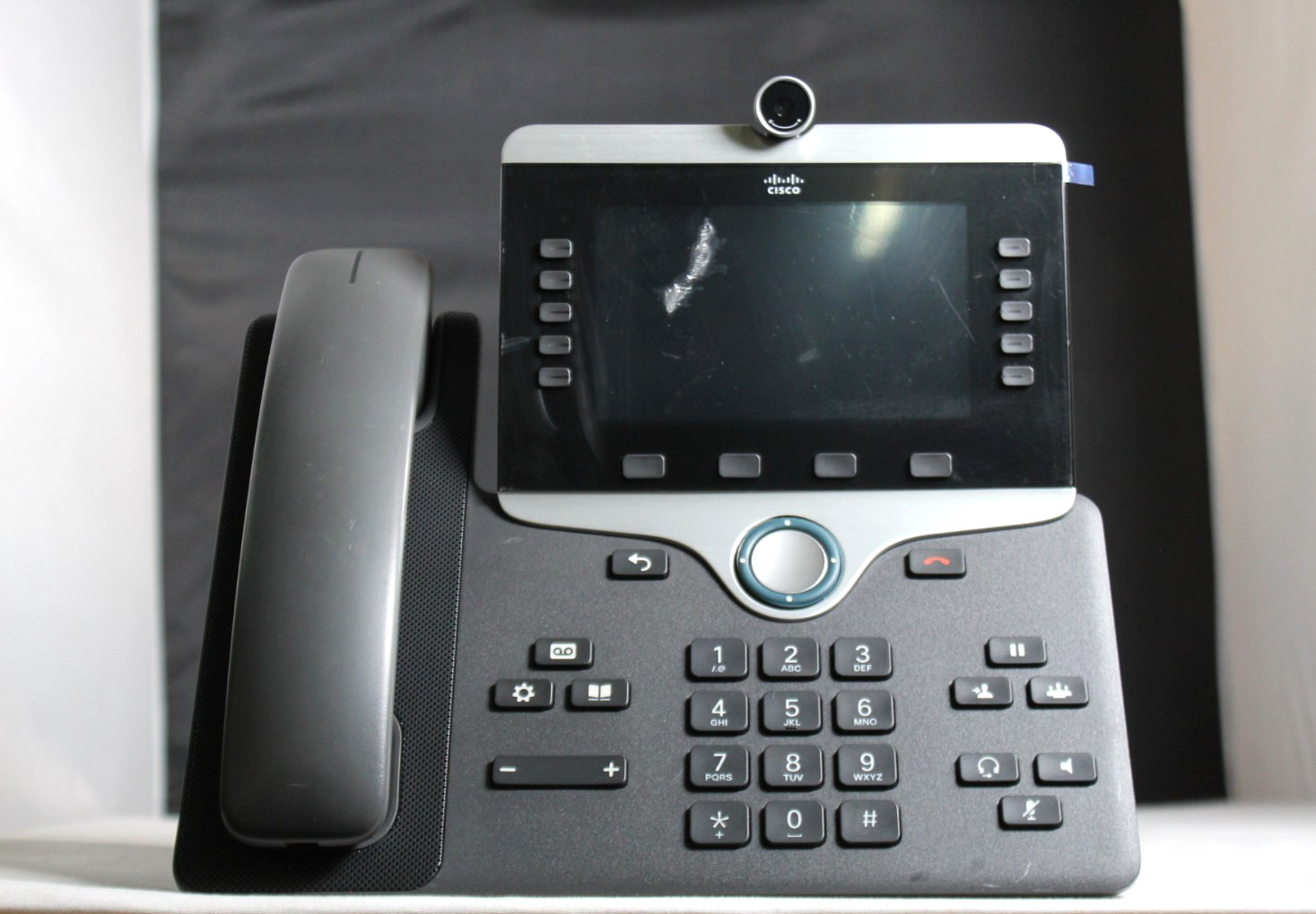 Lot of 10 Cisco CP-8845-K9 IP Office Phones w/ Handsets & Stands