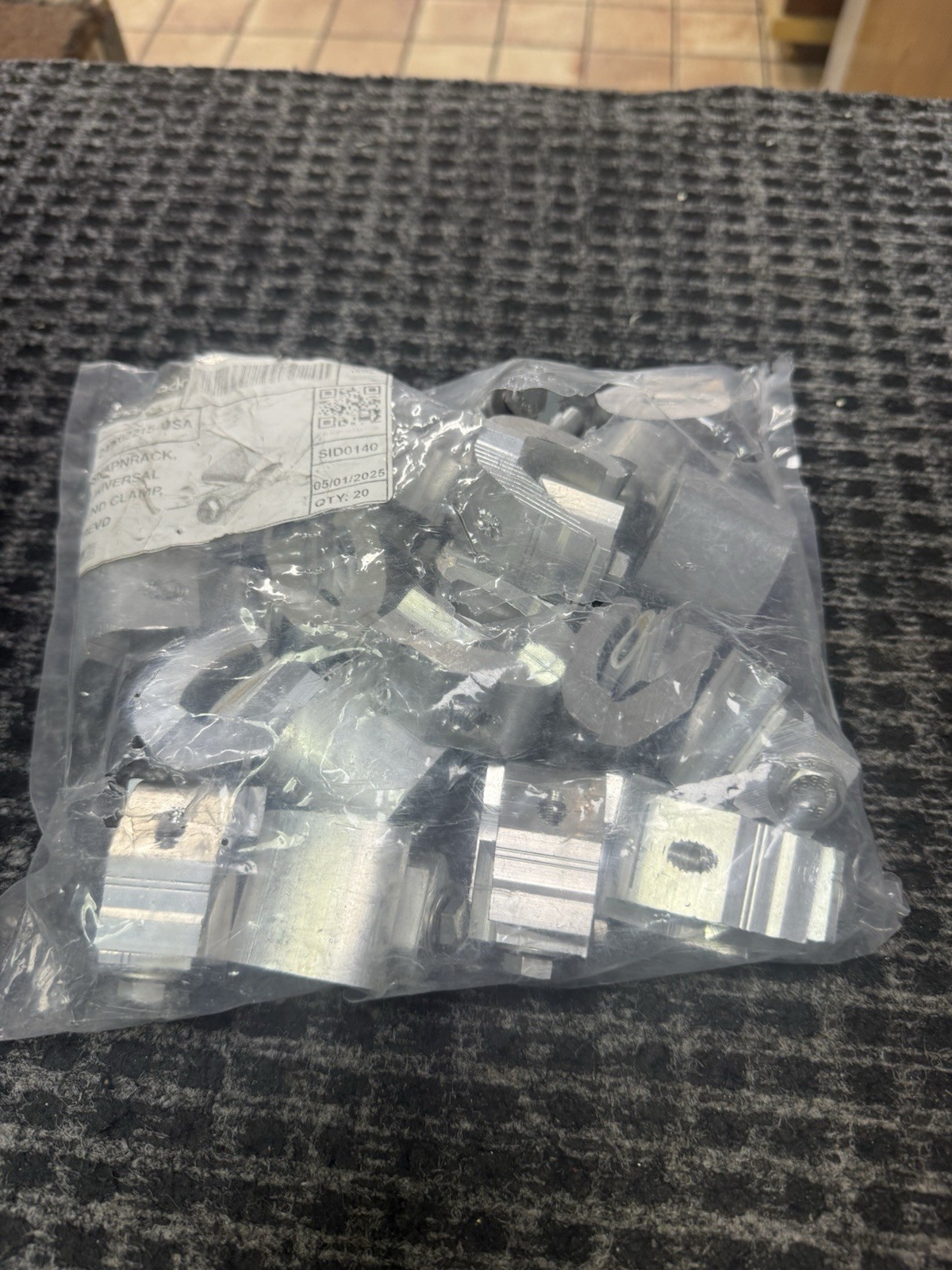 NEW 20, SnapNrack 242-02215 Universal End Clamp Assembly Rev 2 Mill Finish