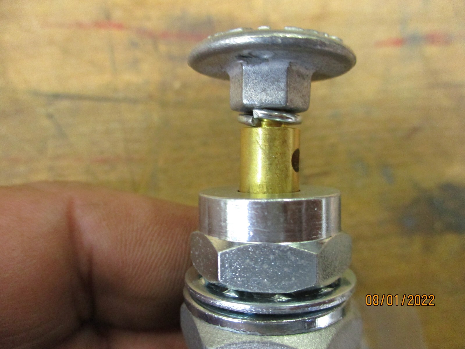 IHC, FARMALL PUSH/PULL MAGNETO INGITION SWITCH 54207DB A,B,C,H, M & MORE 1 WIRE