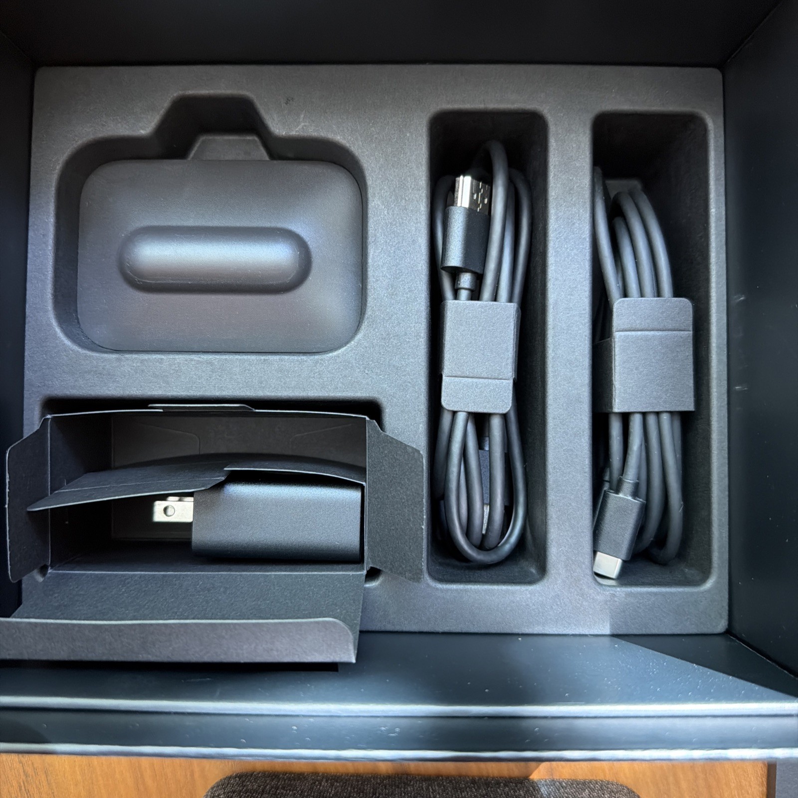Peloton Guide PT01 Strength Training Device With Built In Camera
