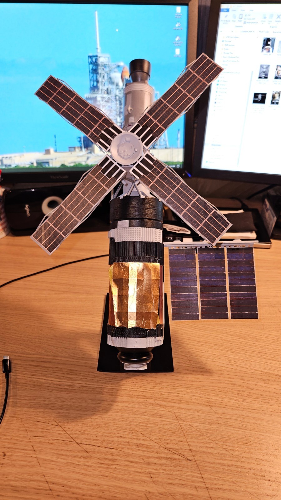 Skylab Exterior Detail Decals, in 1/100 & 1/144 scales