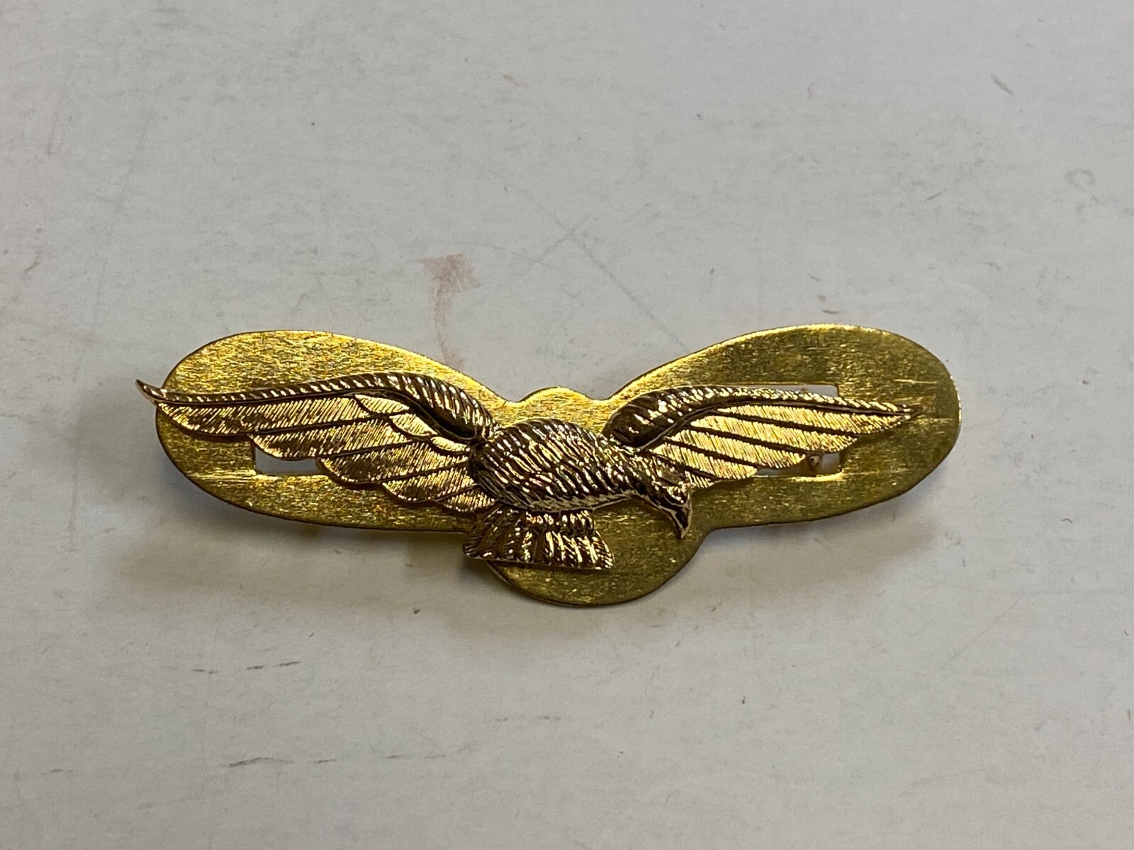 F0283 Original 1980s British Royal Air Force Metal Badge Pathfinder 3pc  IR43E