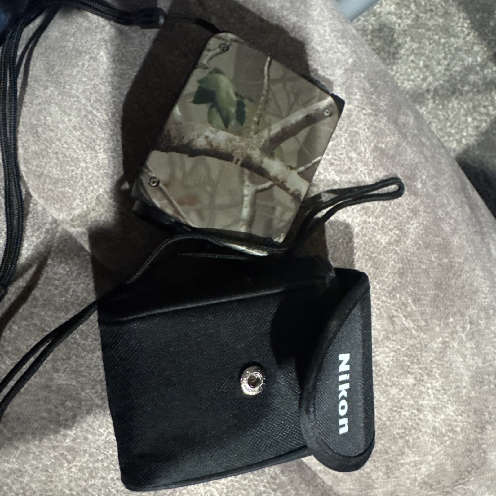Nikon LASER 440- Laser Rangefinder - W/Belt Case.