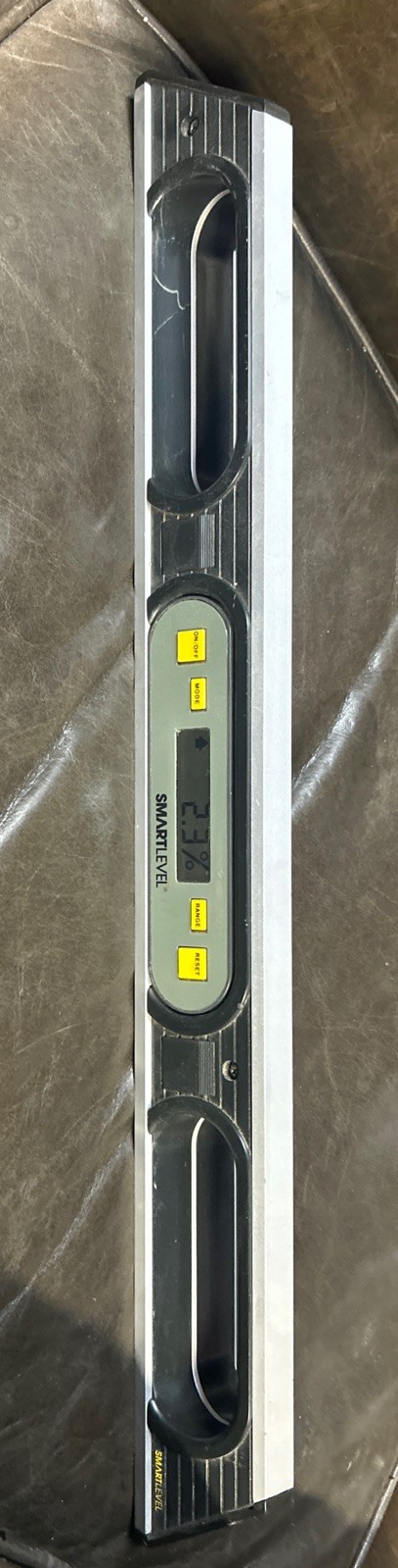 Wedge Smart Level Digital 24”