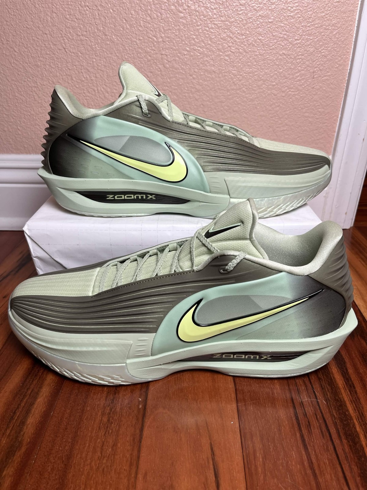 Nike Air Zoom GT Cut 3 Turbo Size 17 Basketball Shoes Honeydew Volt HV9918-300