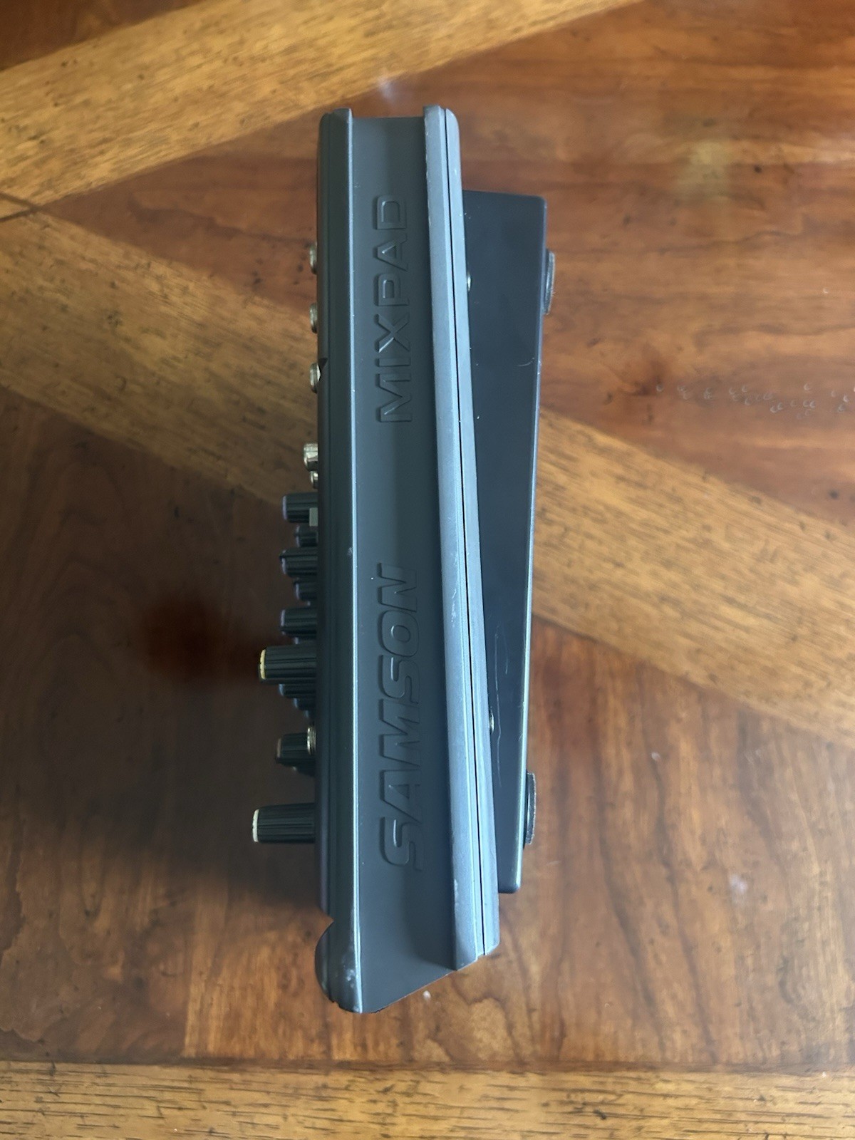 Samson MixPad 4 Compact 4-Channel Stereo Mixer