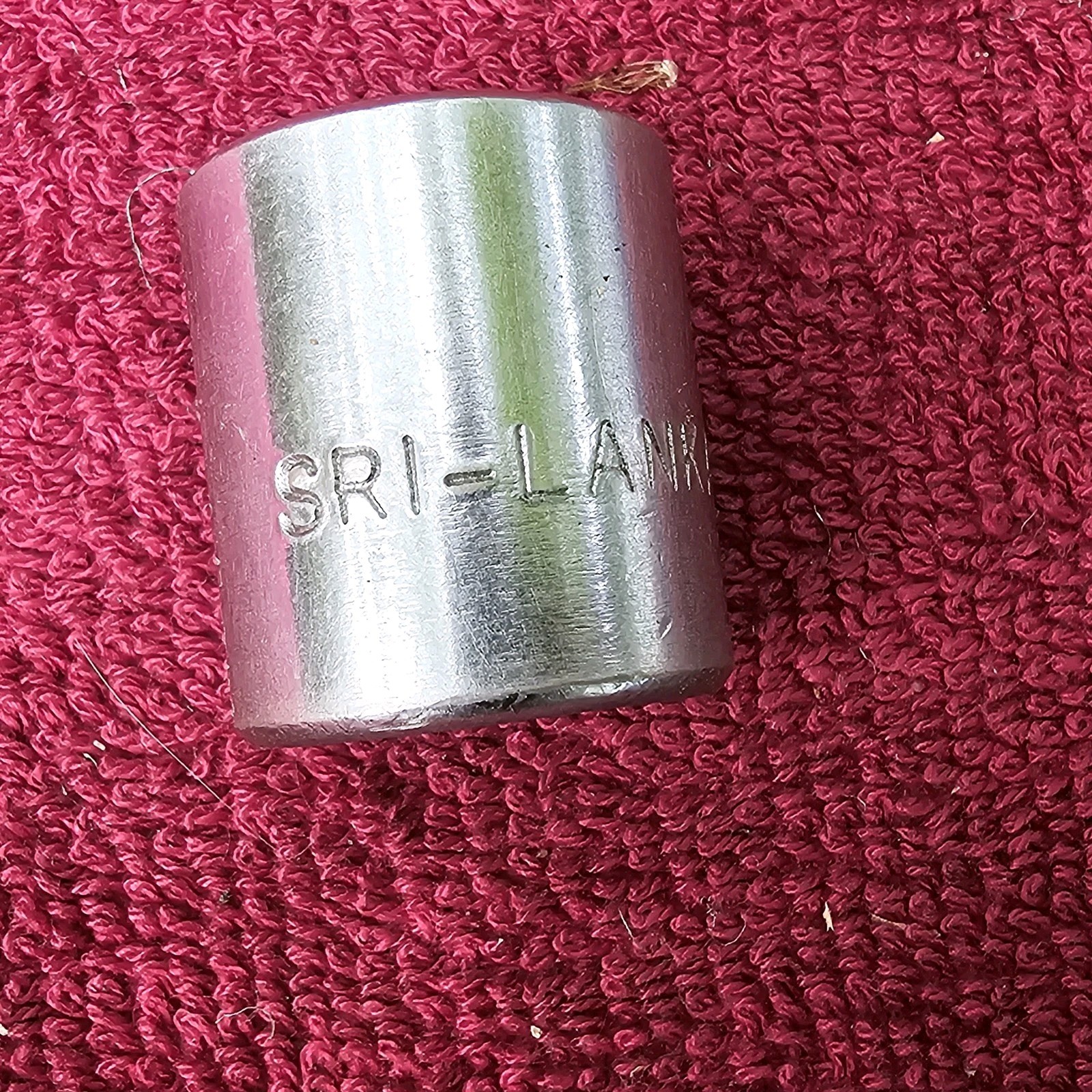 SRI-LANKA Socket 11/16" 3/8" Dr. 6 Pt.