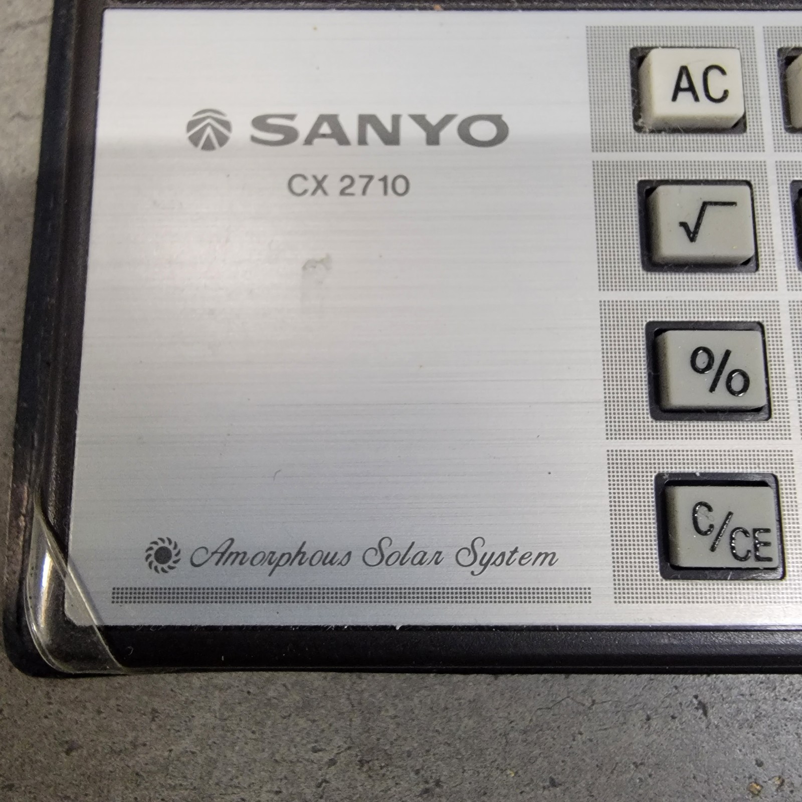 Vintage 1980’s Sanyo CX 2710 AMORPHOUS Solar Pocket Calculator Made In Japan