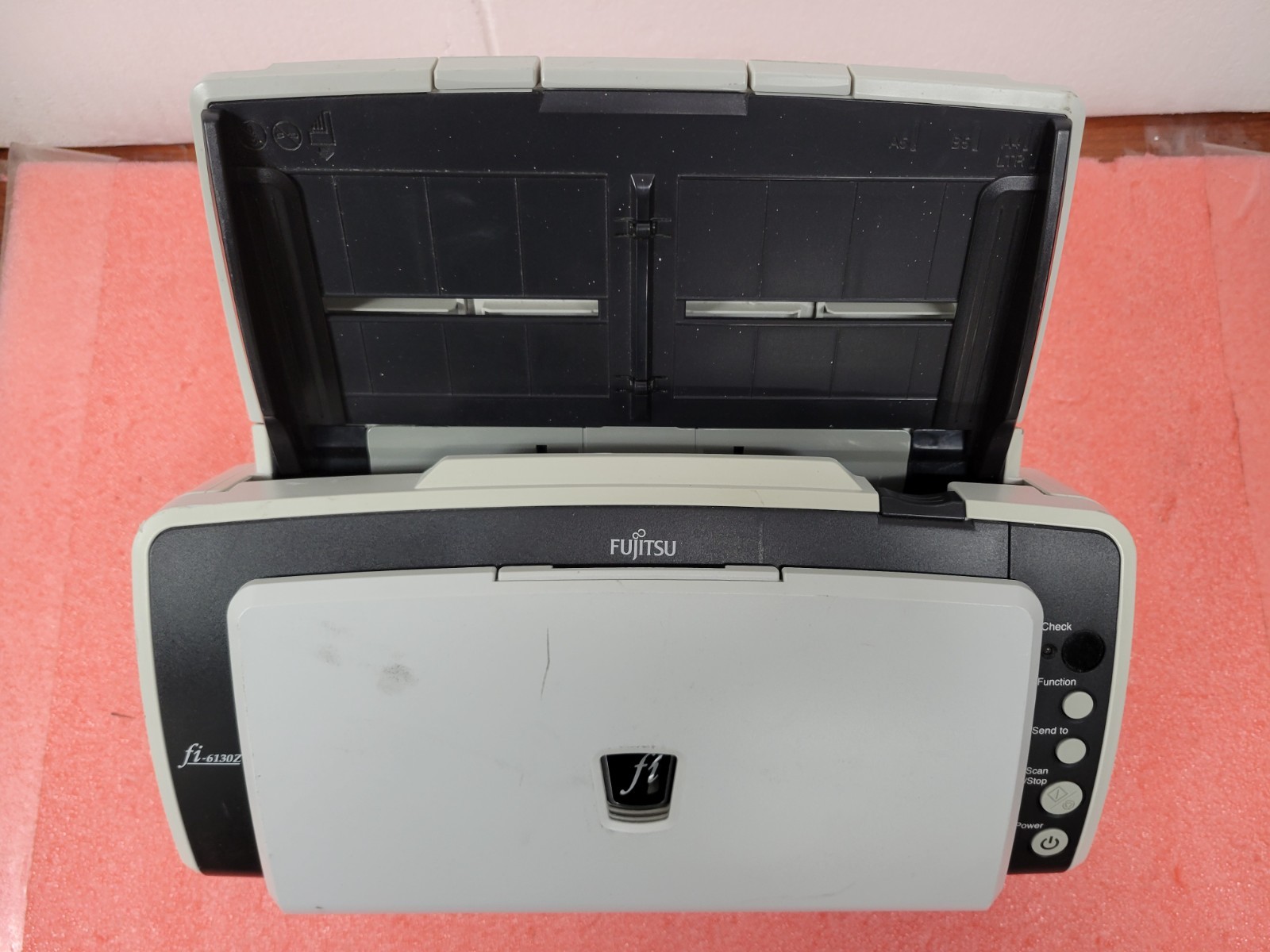 Fujitsu Fi-6130Z Duplex Desktop Document Scanner | O215