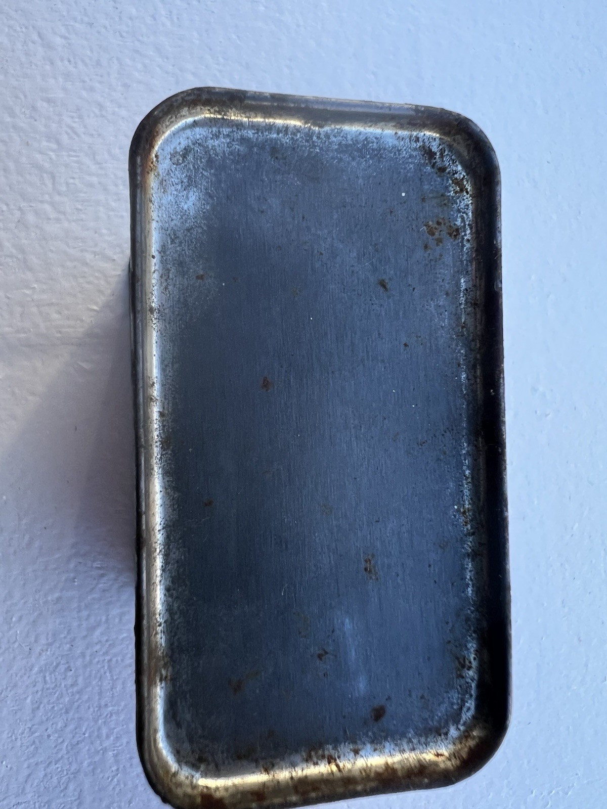 2 Vintage PELLET GUN Tins - DAISY & CROSSMAN ( Daisy still has pellets)