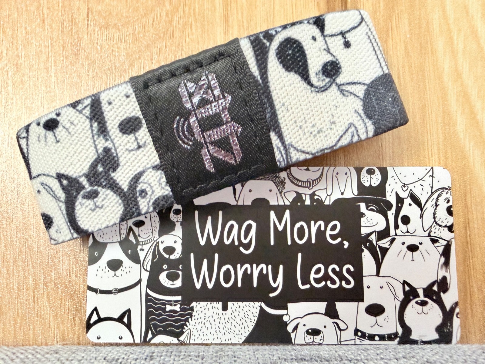 “ZOX WAG MORE, WORRY LESS” MEDIUM NIP $6 SHIPPING FOR UP TO 8