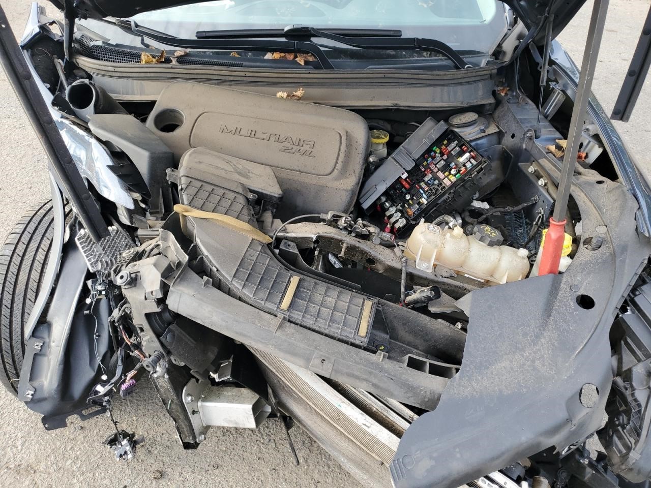 Used Glove Box fits: 2019 Jeep Cherokee Grade A