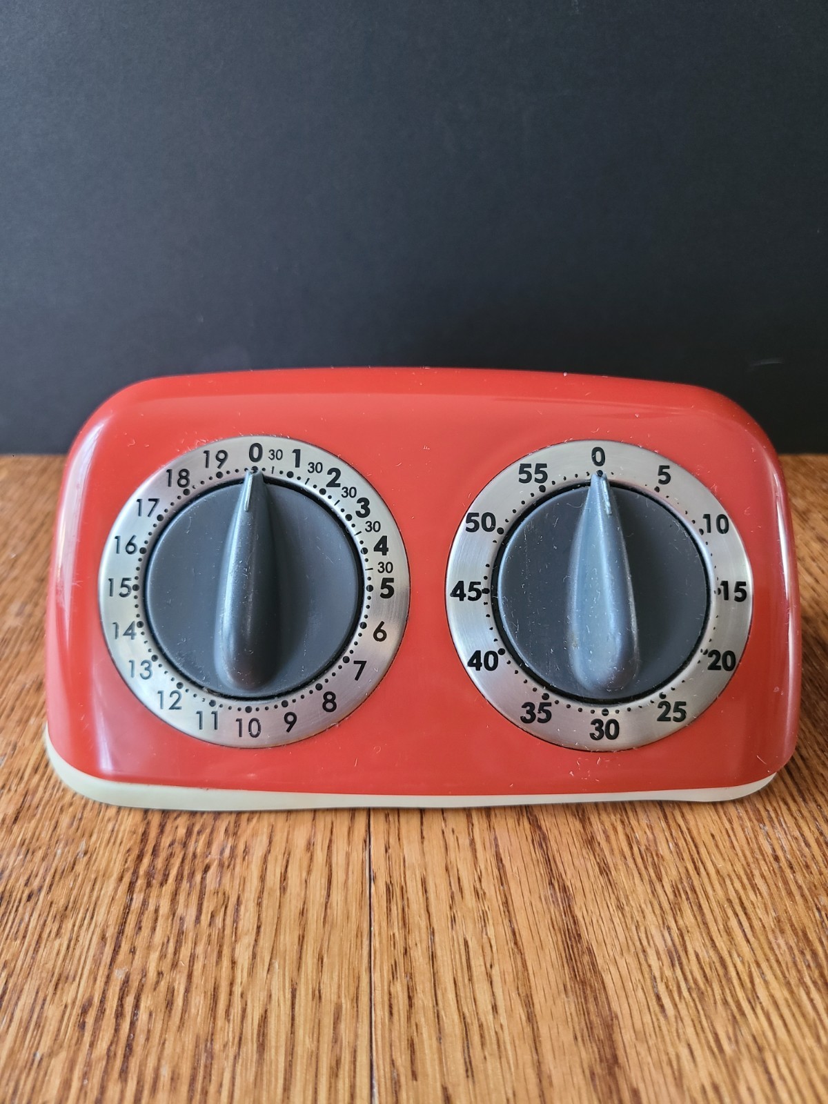 AMCO 8425 RETRO Twin Timer Mechanical Dual Dial Kitchen Timer Red