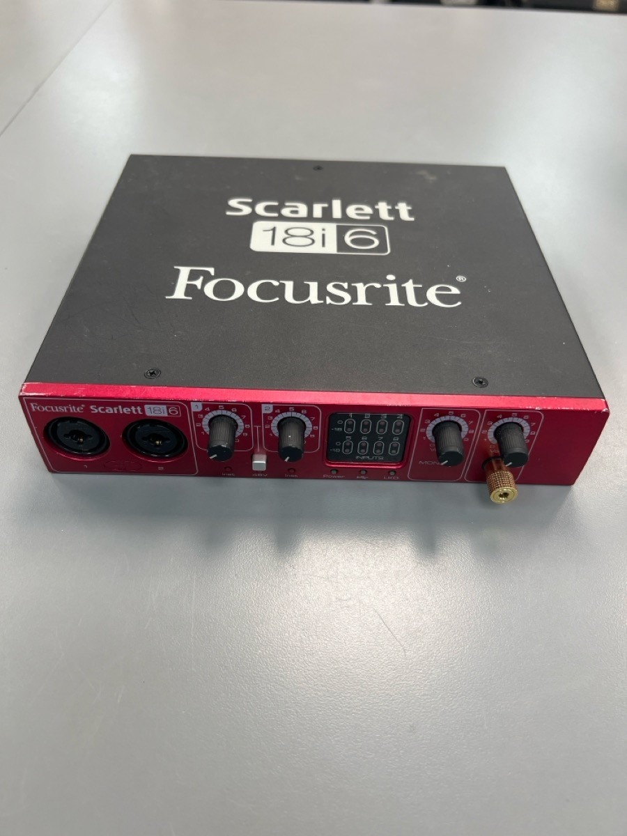 Focusrite Scarlett 18I6 (PD7017874)