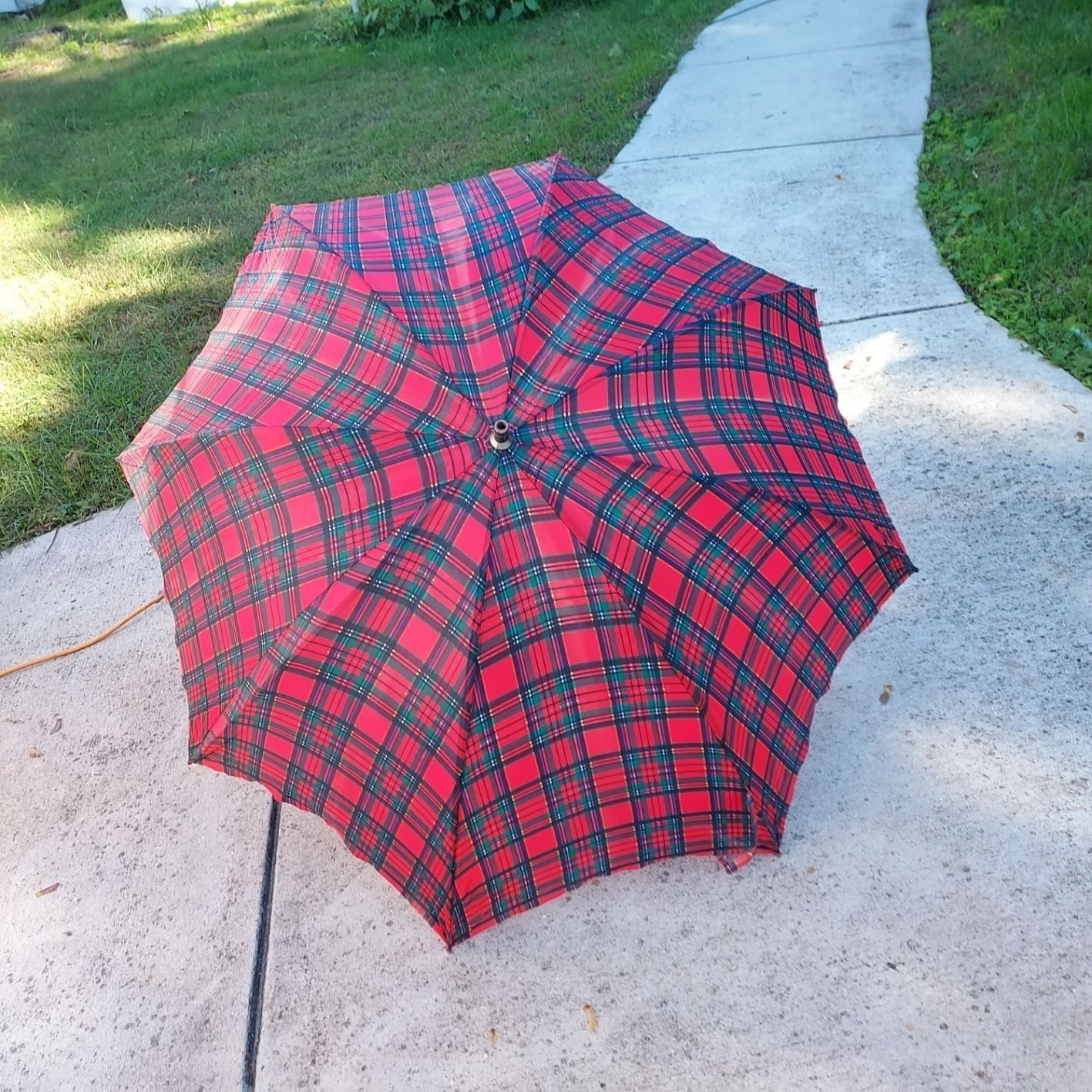 Vintage Red & Green Tartan Plaid Umbrella With Metal Handle - 48" Open Canopy