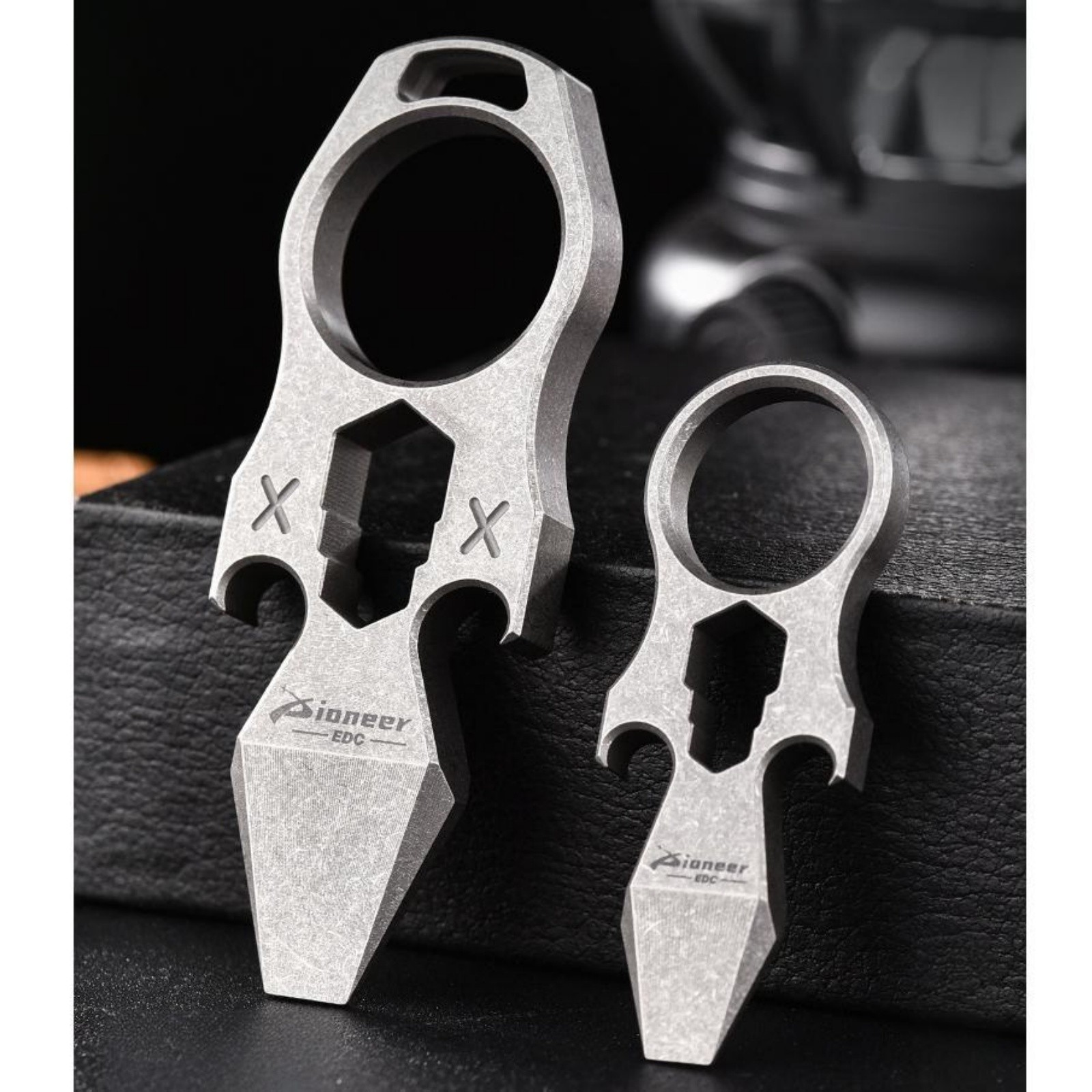 Titanium Alloy EDC Pry Bar Keychain Bottle Opener Wrench Outdoor Survival Tool