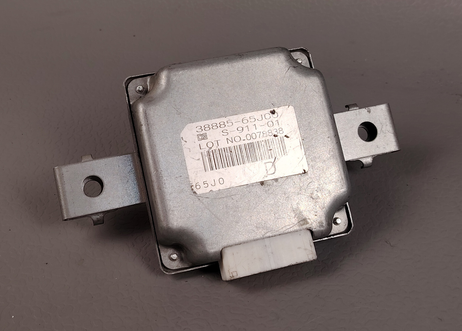 2008 Suzuki Grand Vitara 2.7L 4WD Transfer Case Control Module 3888565J00