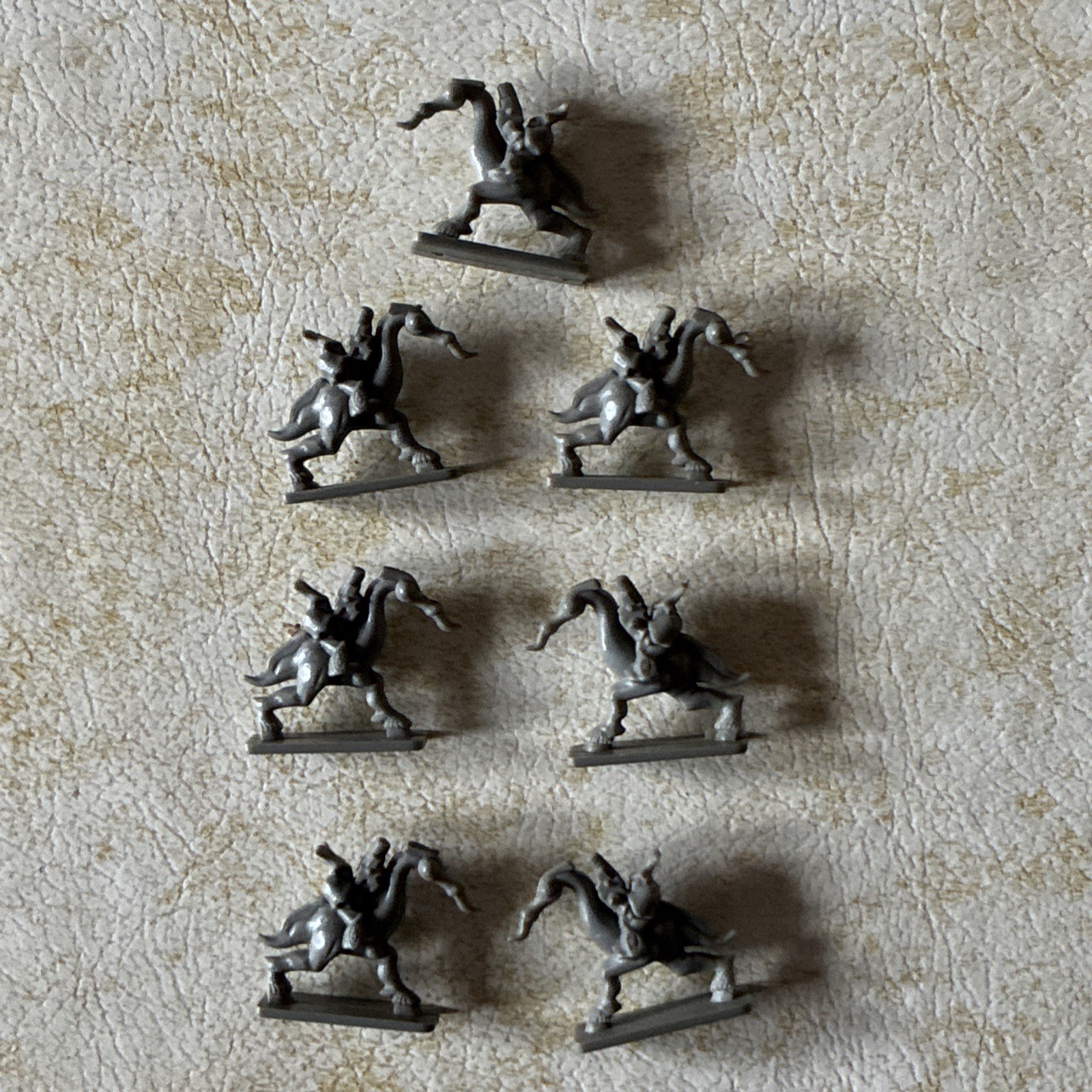 Warhammer 40k Epic Chaos Daemonettes of Slaneesh Riders Steeds x7 OOP Plastic