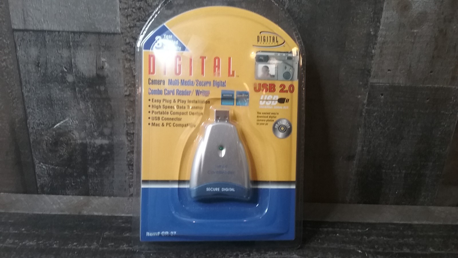 New Digital Concepts Camera Multi Media/Secure Digital Card Reader & Writer