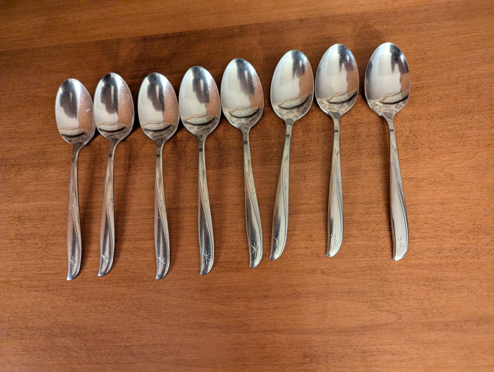 8-VINTAGE ONEIDA TWIN STAR TEASPOONS 6-1/8"COMMUNITY STAINLESS