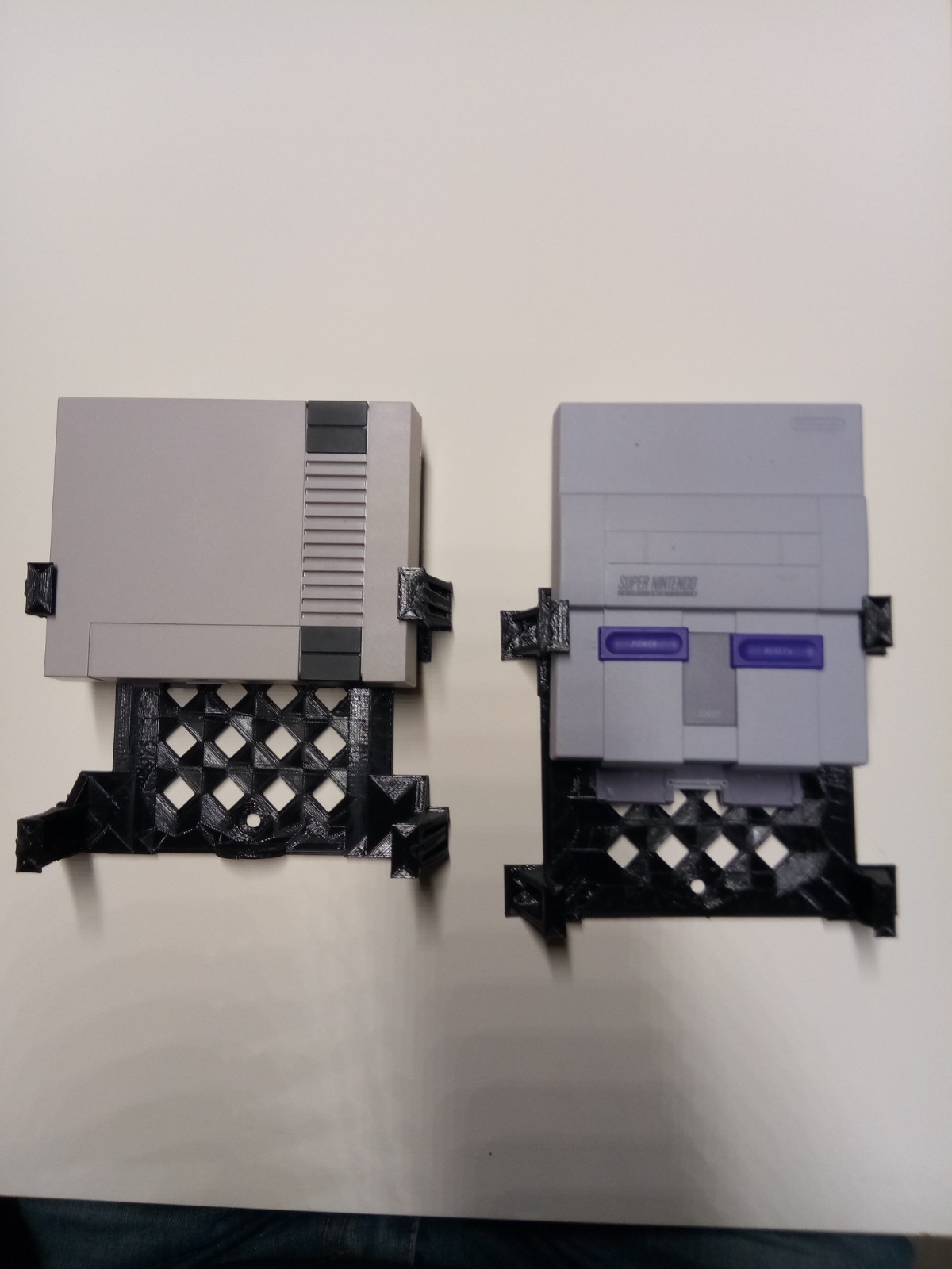 Custom 3D Printed Bracket for the Nintendo   SNES Mini