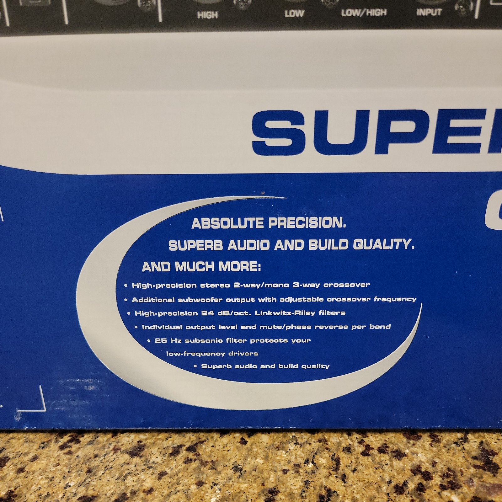 Behringer Super-X Pro Crossover Stereo 2-Way/Mono 3-Way with Sub Output CX2310