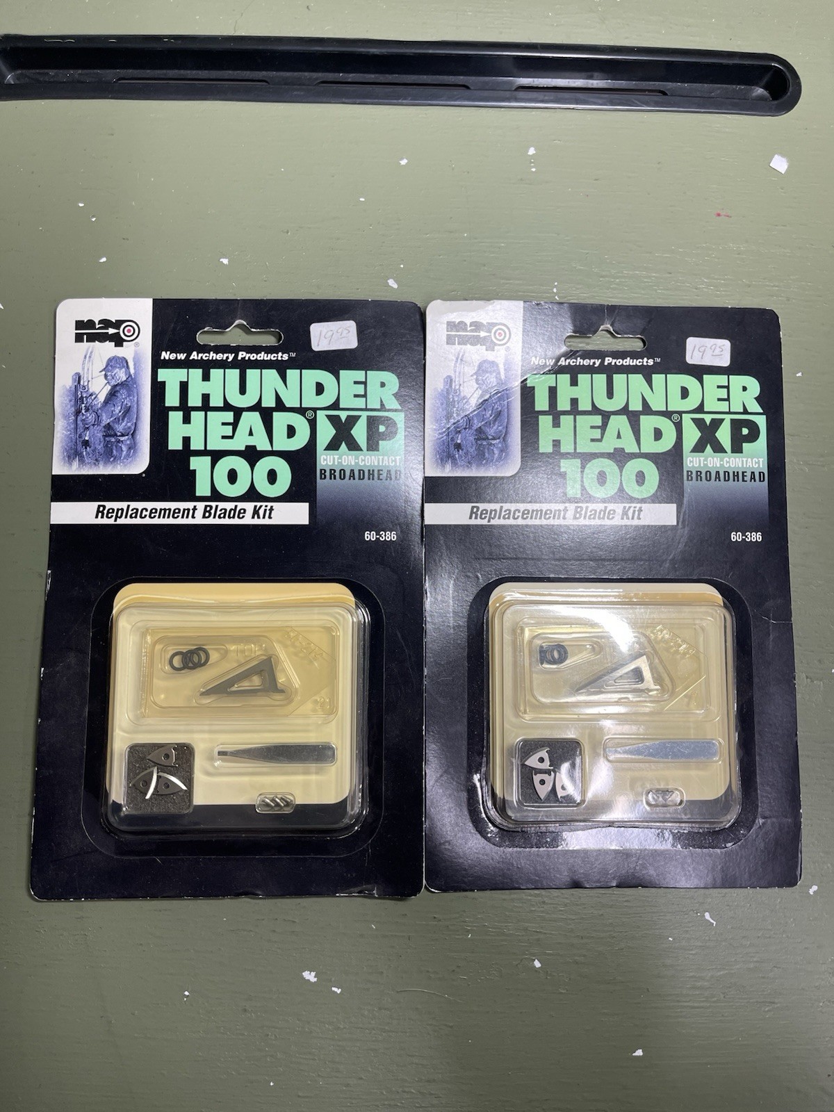 (LOT)- New Archery Products Thunder Head XP 100 Replacement Blade Kits, (60-385)