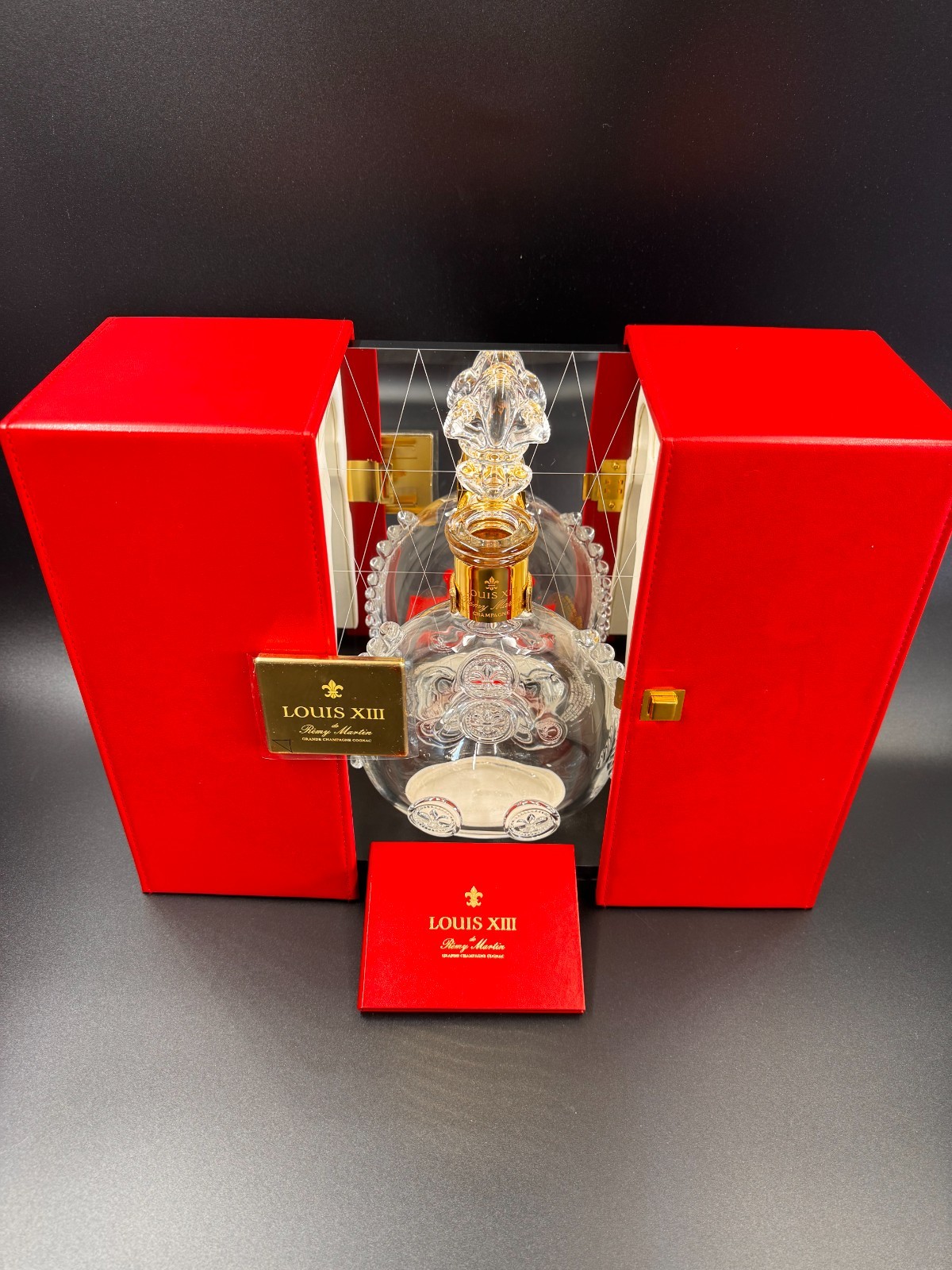 Louis XIII Remy Martin Baccarat Crystal Decanter w/ Case EMPTY (No Gold Stopper)