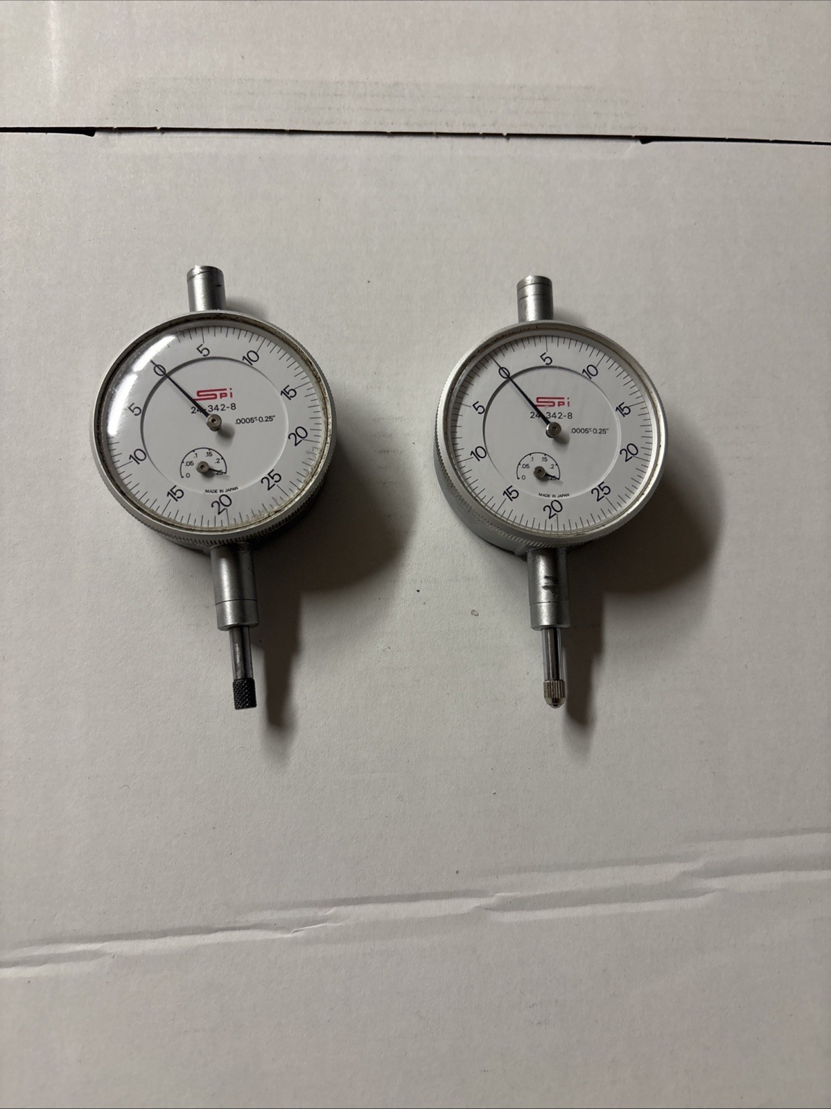 SPI 24-342-8 Vertical Dial Test Indicator .250" 0-25-0 .0005"  X 2