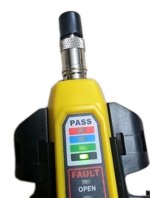 KLEIN TOOLS VDV512-100 COAX EXPLORER 2 CABLE TESTER, (1121S-A1) - OPEN BOX -