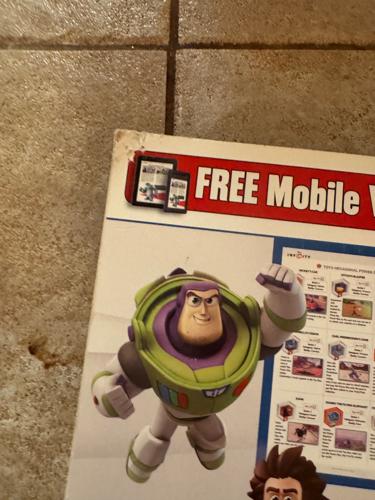 DISNEY INFINITY OFFICIAL GAME GUIDE & 2.0 edition official game guide