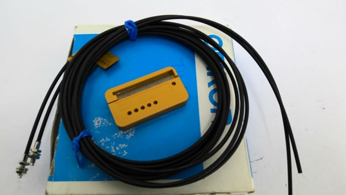 Omron TC200A Photoelectric Switch