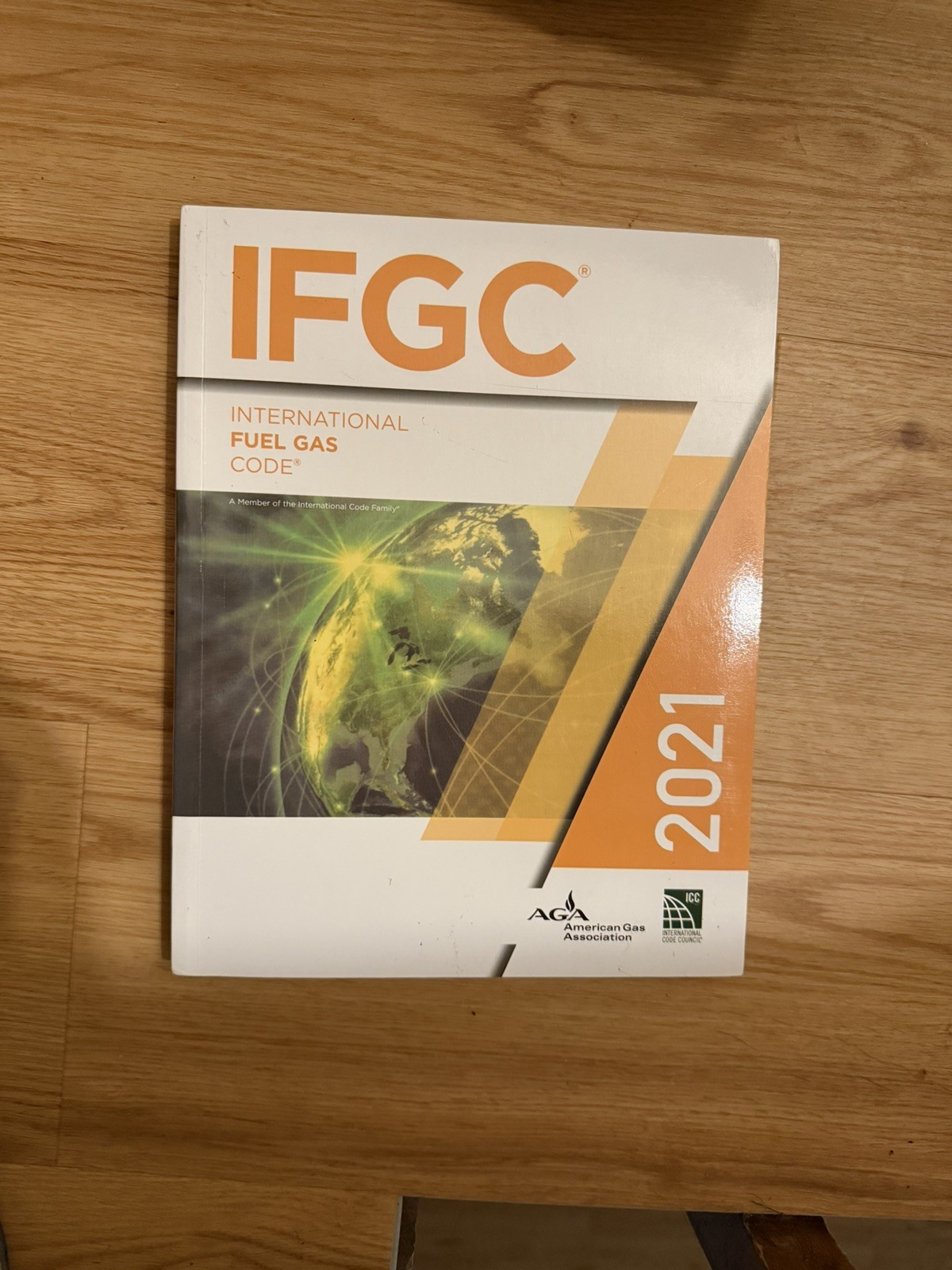 2021 IFGC international fuel gas code 2021  paper back Free Shipping
