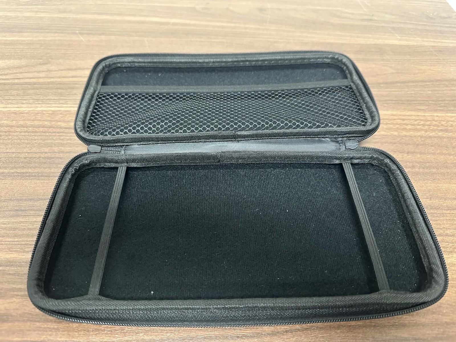 Black Plastic Carrying Case For Original For Nintendo Switch Very Good 9E