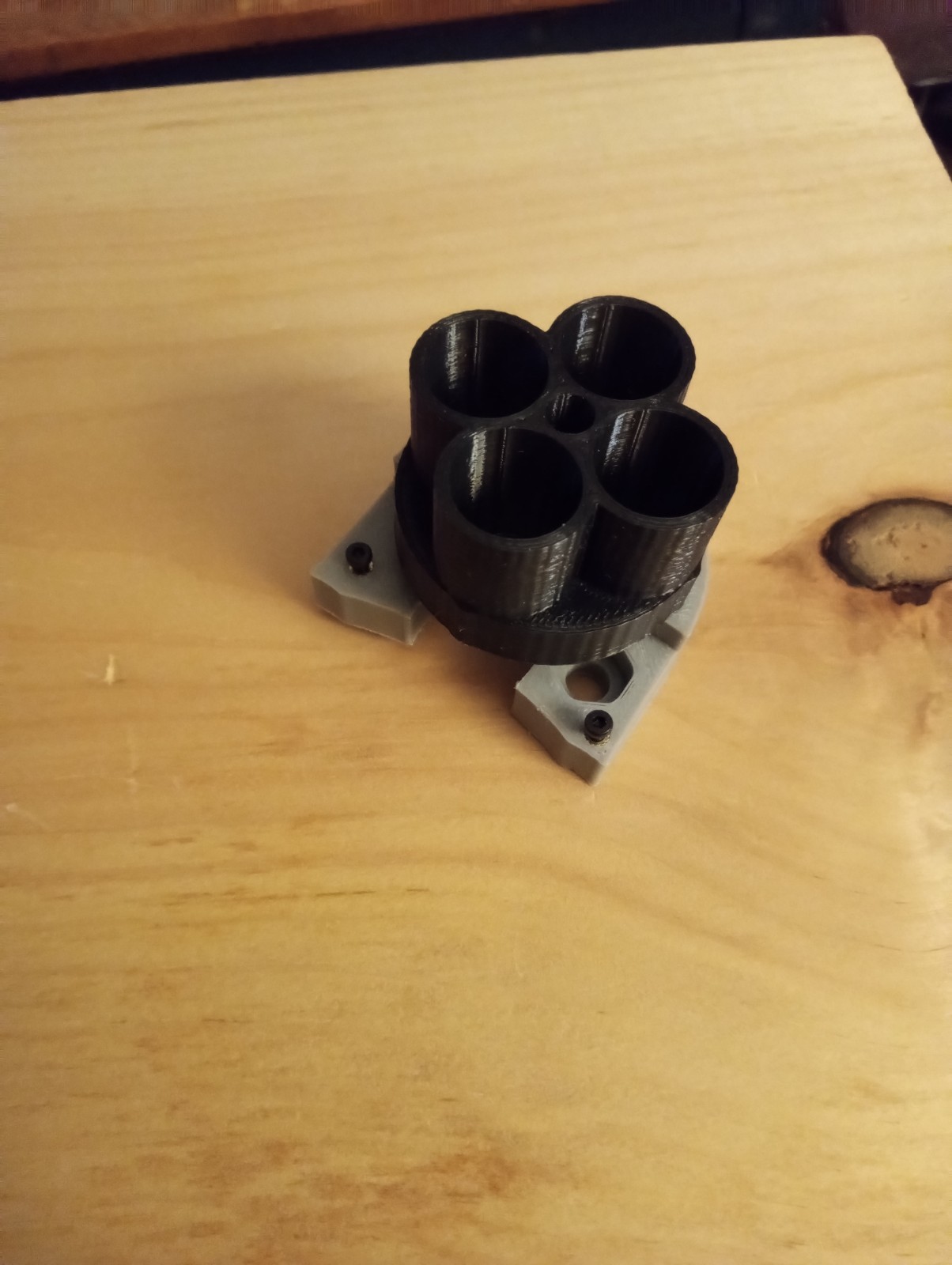 Lee APP Universal Case Feeder 3D Printed With 3 Case Adapters,No More Adjusting.