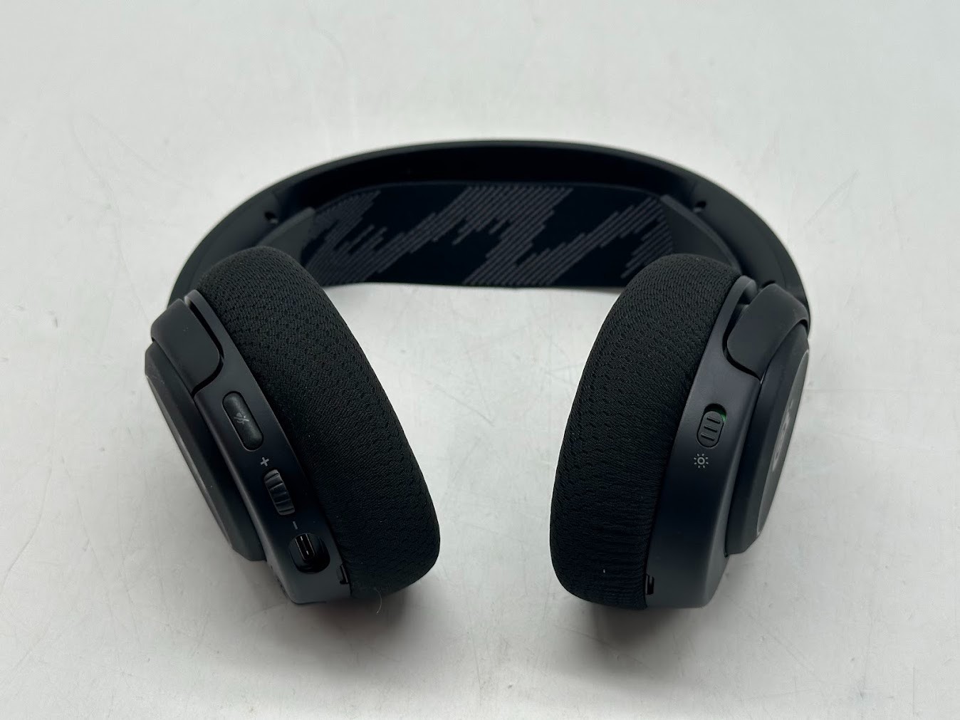 SteelSeries Arctis Nova 3 Multi-System Gaming Headset