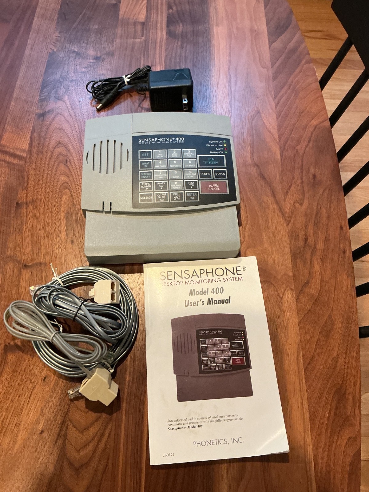 SENSAPHONE 400 DESKTOP MONITORING SYSTEM W/ MANUAL, ADAPTER & CABLES