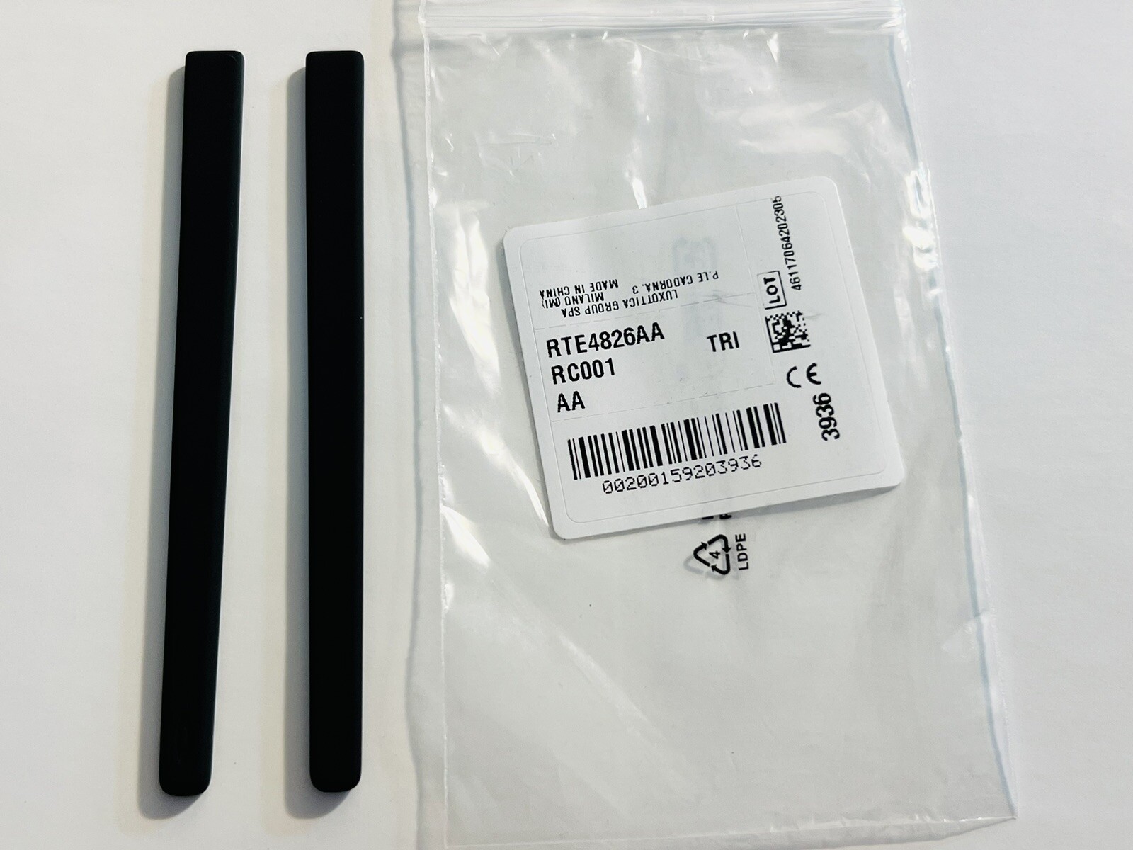 NEW OAKLEY AUTHENTIC METAL PLATE TI GLASSES REPLACEMENT EAR SOCKS OX5153 GENUINE