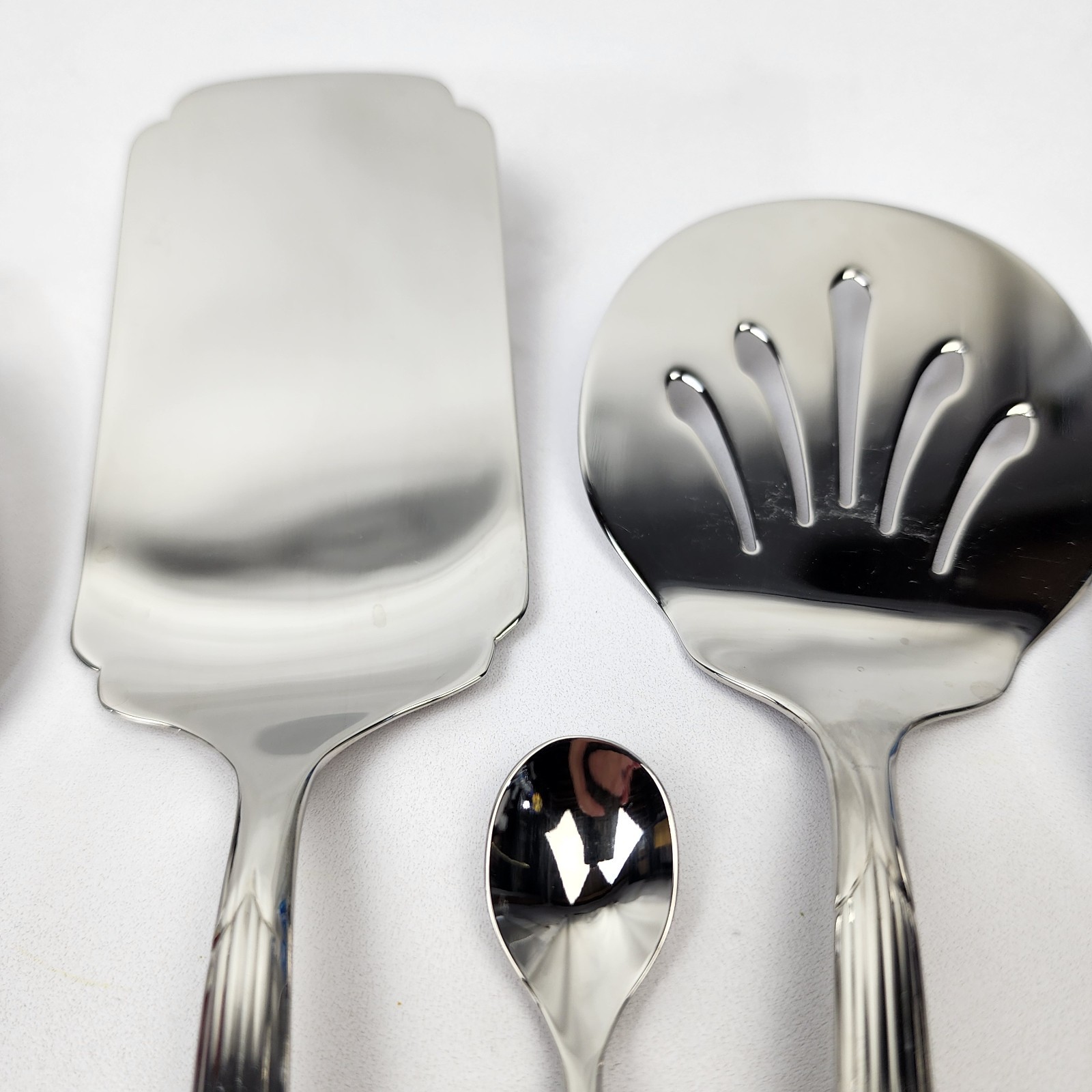 Lenox Stainless Flatware 18/10 Kennedy Serving Set 7pc Grooved Handle Glossy