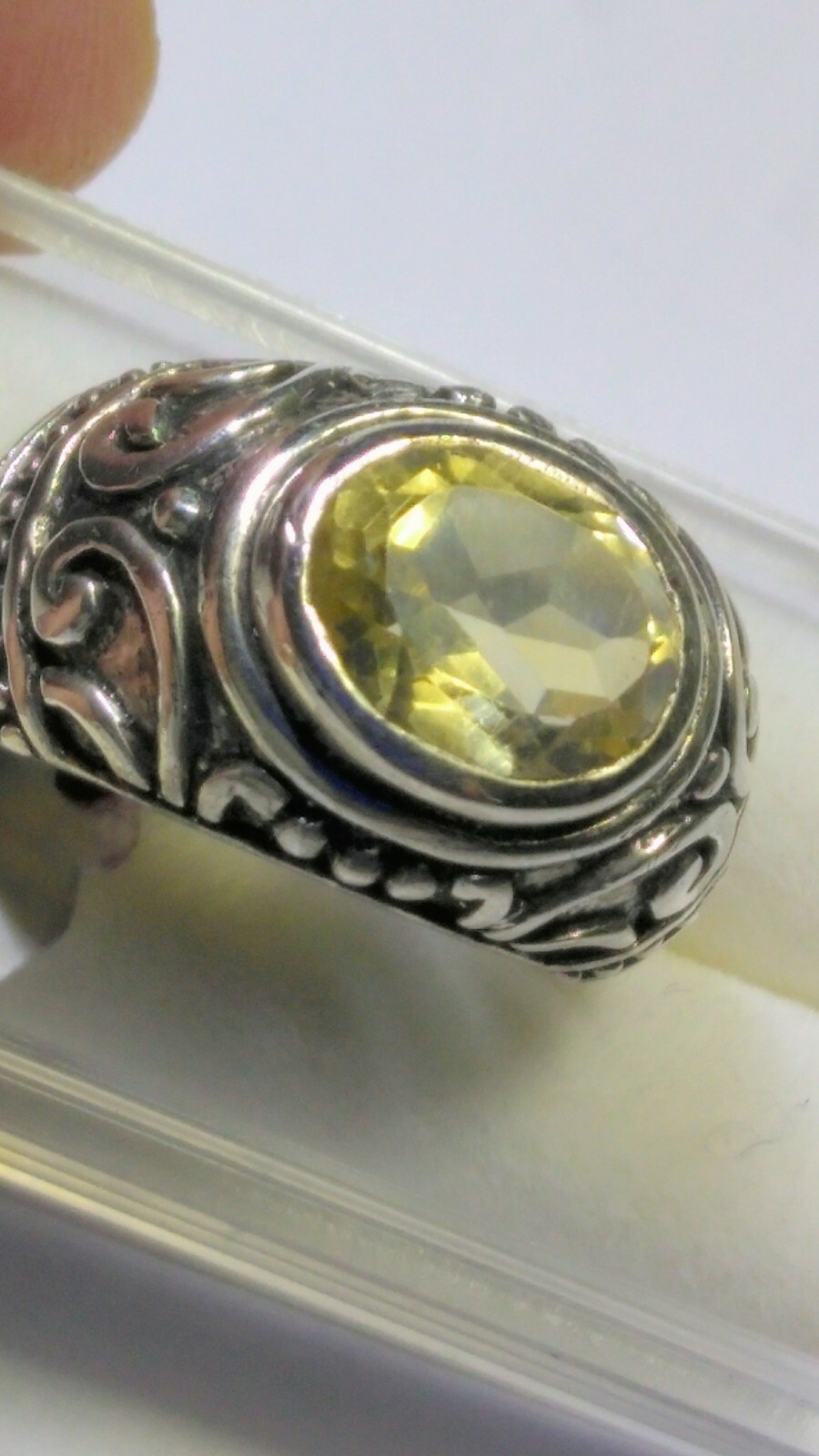 CHARMING NATURAL CITRINE IN.925 STERLING SILVER RING IN SIZE 7.5-7.75!