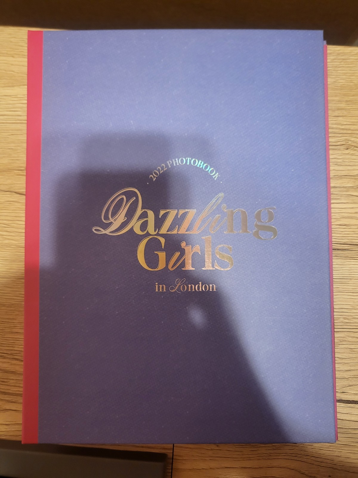 Kep1er Dazzling Girls In London 2022 Photobook With Inclusions